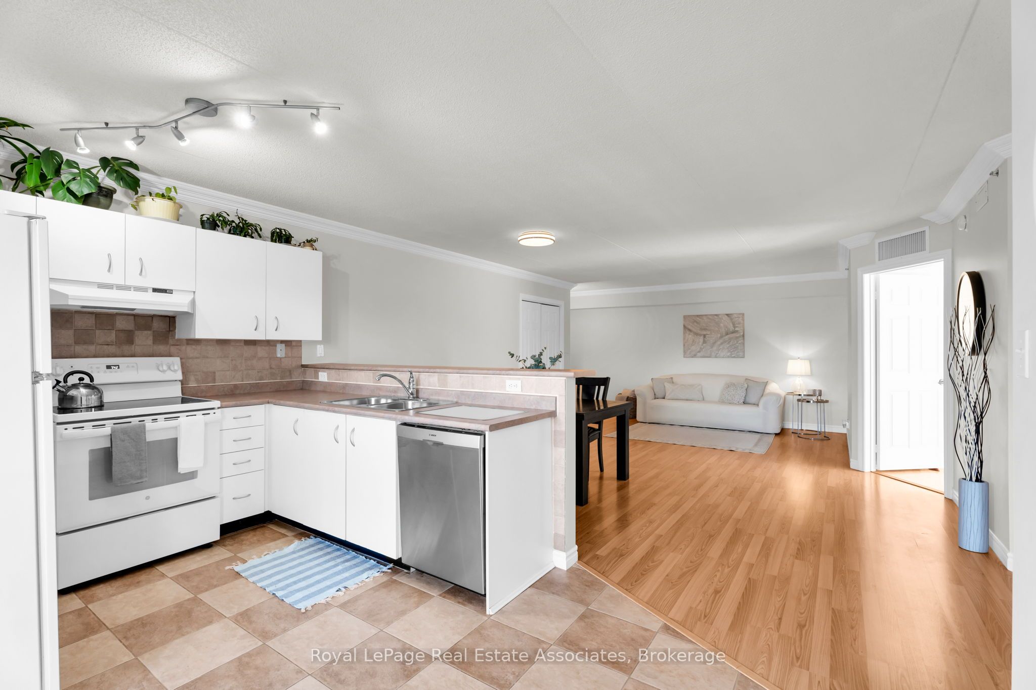 4003 Kilmer Drive 311 Property Photo 17
