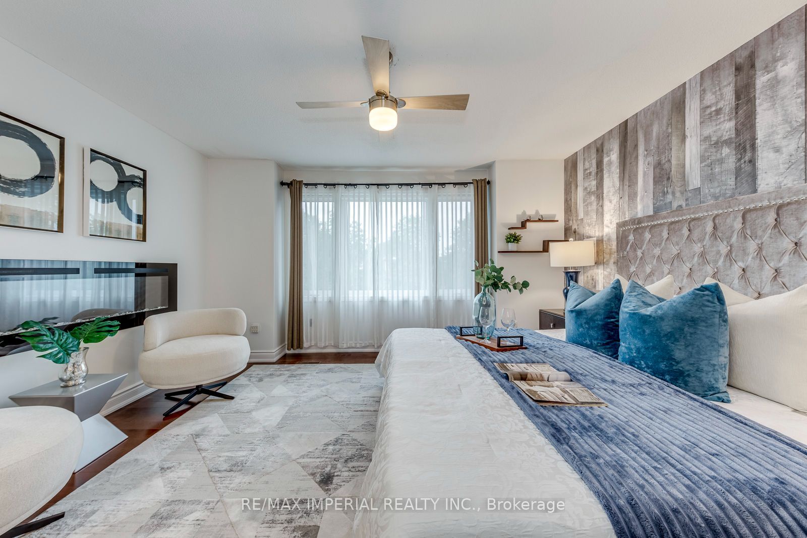 925 Cardington Street Property Photo 23