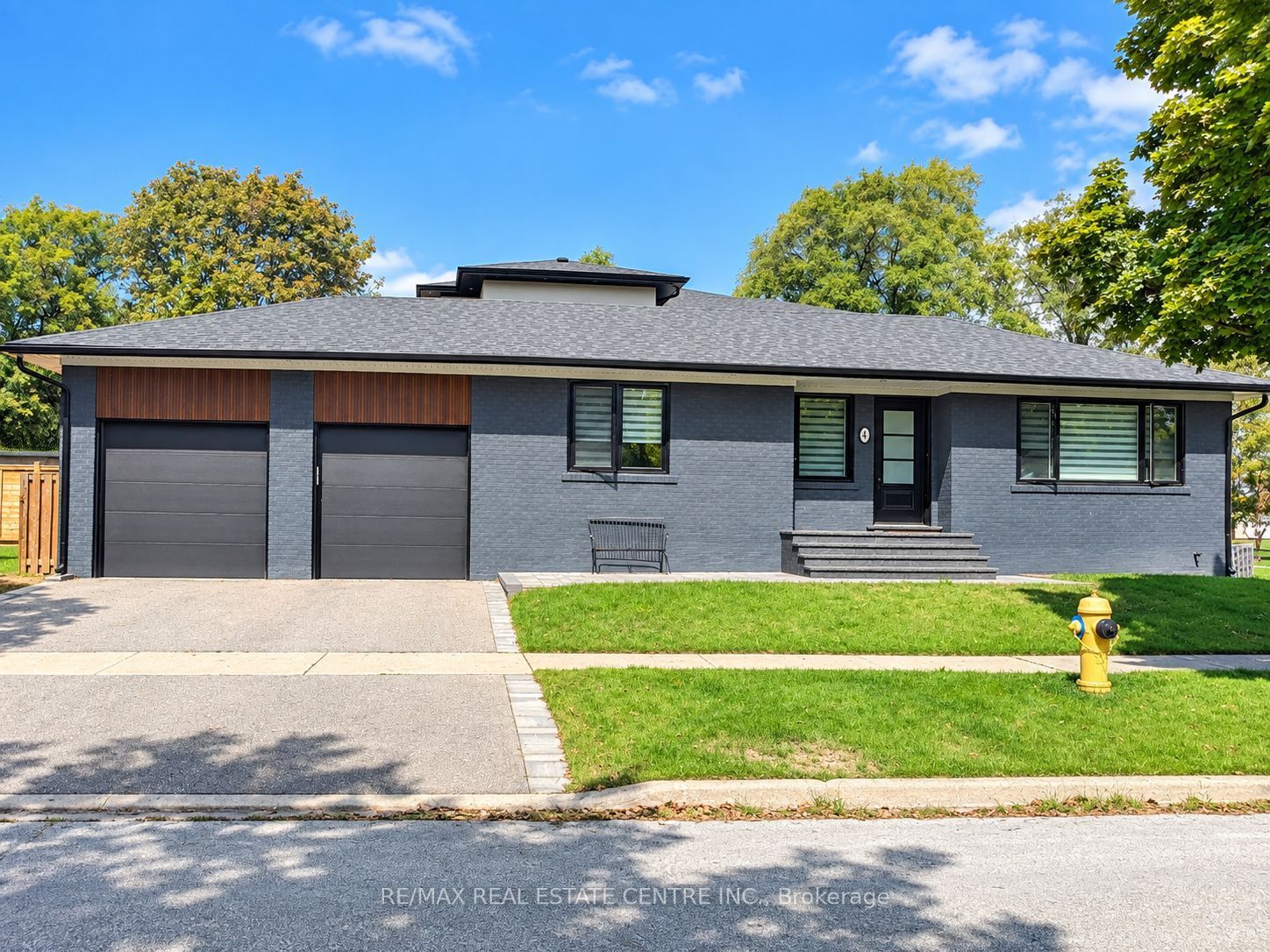 4 Rockfield Drive Property Photo 1