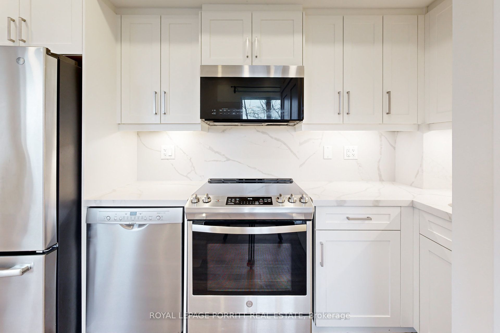 254 Armadale Avenue 3 Property Photo 16
