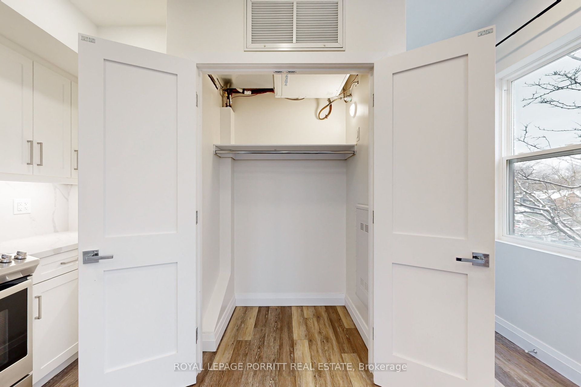 254 Armadale Avenue 3 Property Photo 17