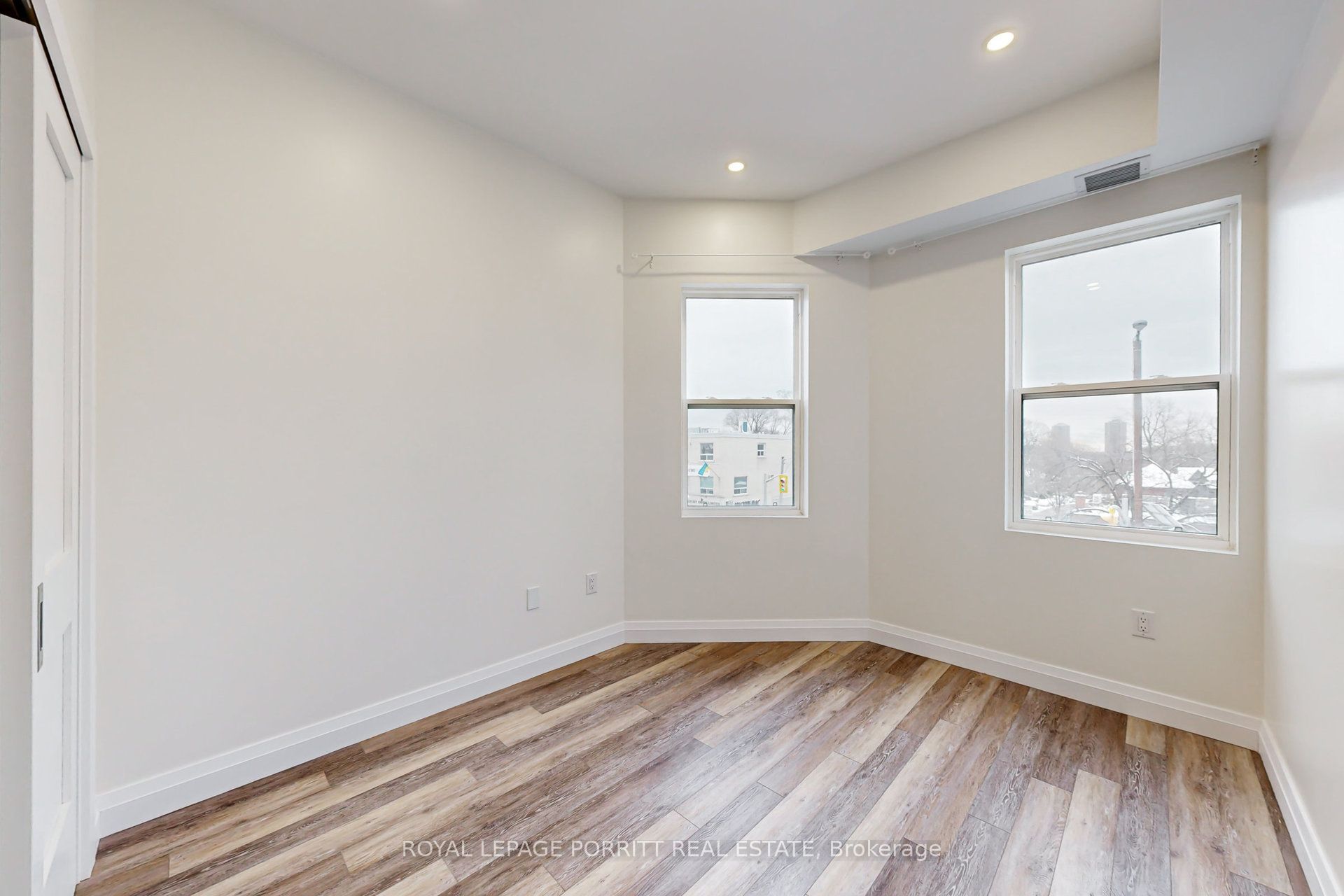 254 Armadale Avenue 3 Property Photo 18