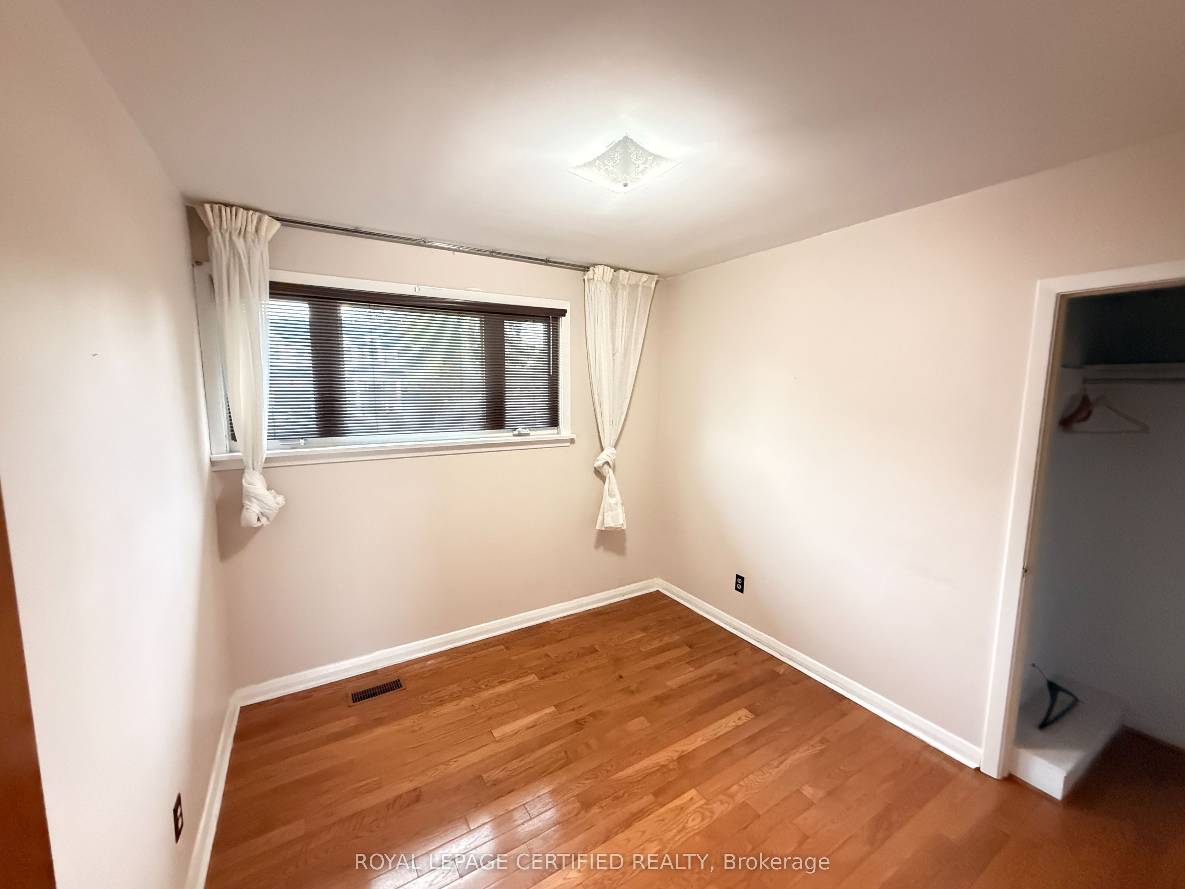 1398 Wren Avenue Property Photo 9