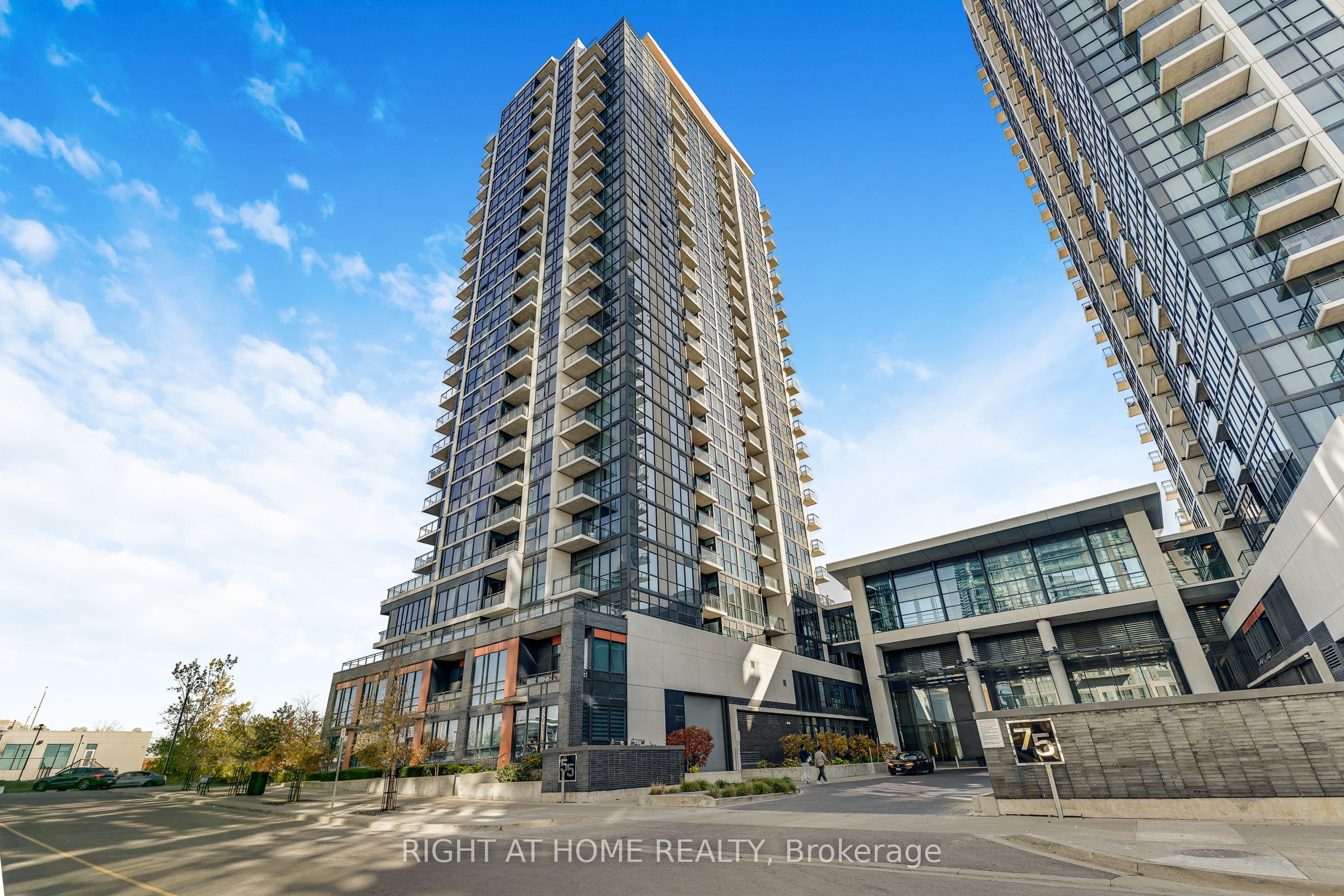 55 Eglinton Avenue W 1101 Property Photo 2