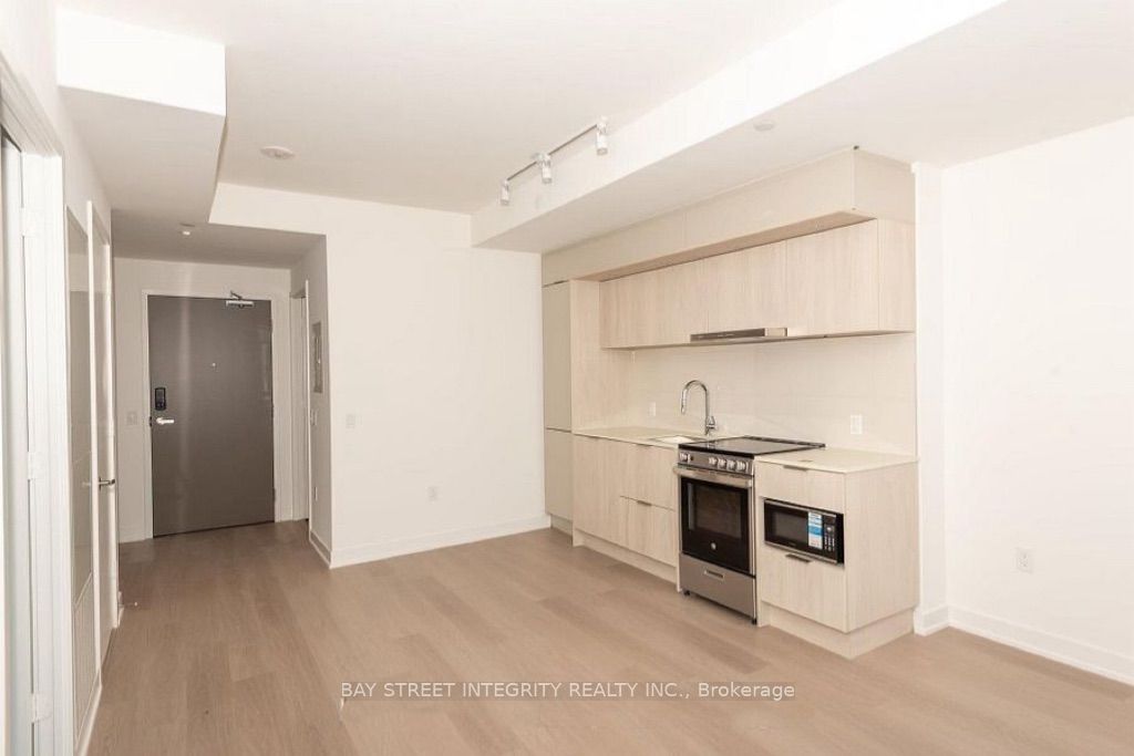 448 Burnhamthorpe Road W 5104 Property Photo 9