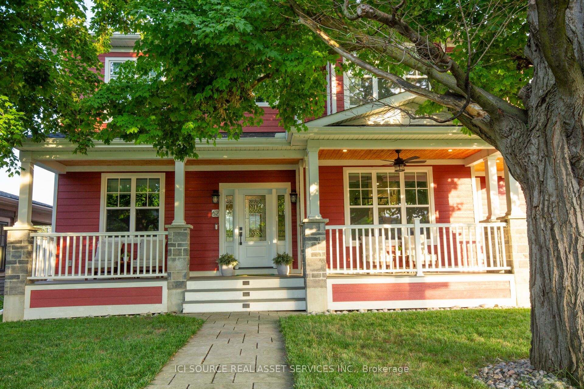 62 Miles Street Property Photo 2
