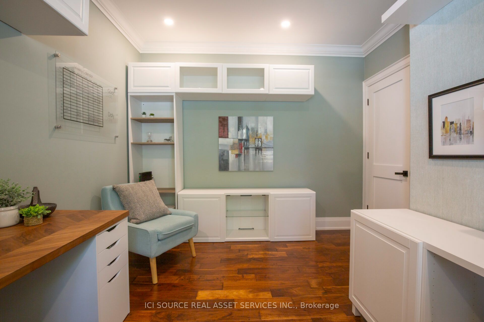 62 Miles Street Property Photo 22