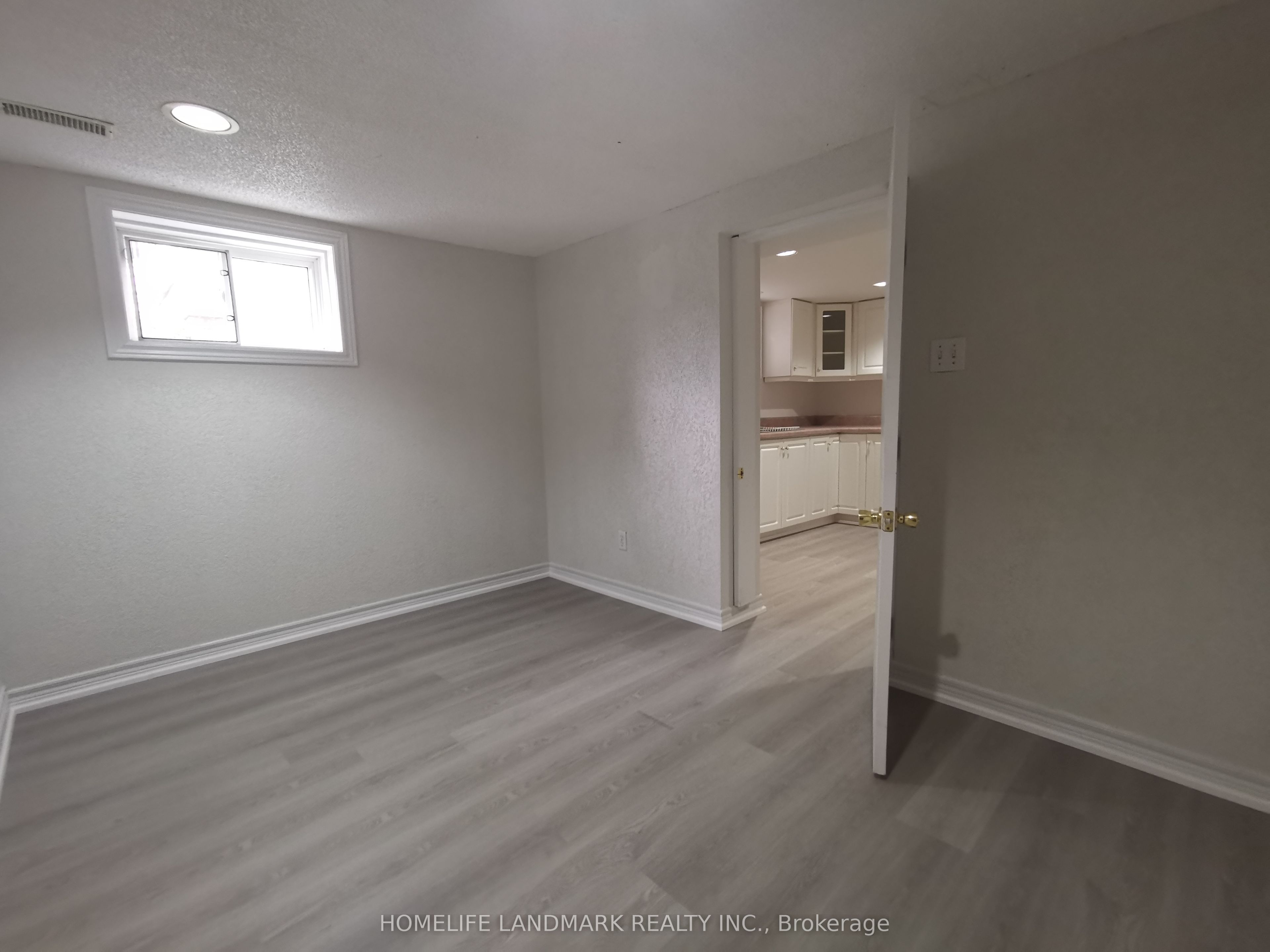 288 Maple Leaf Drive Basement Property Photo 4