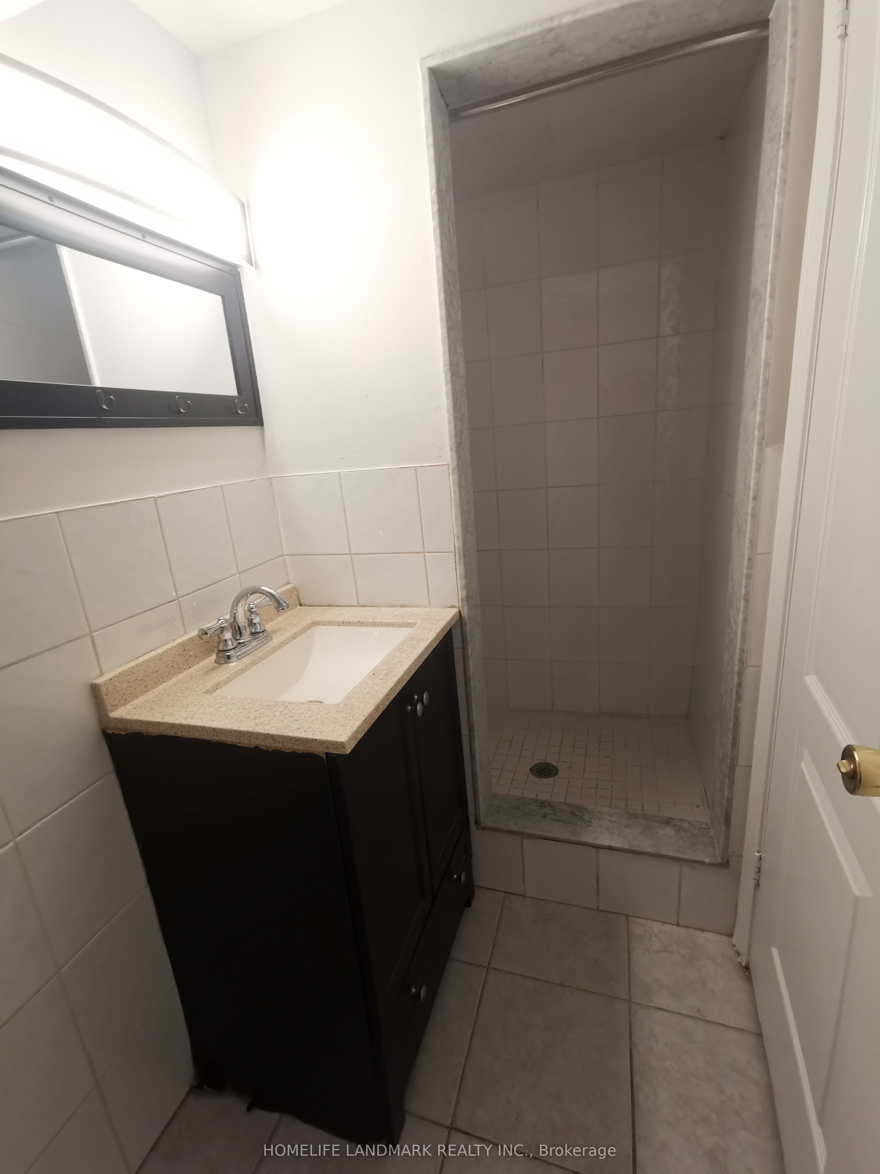 288 Maple Leaf Drive Basement Property Photo 10