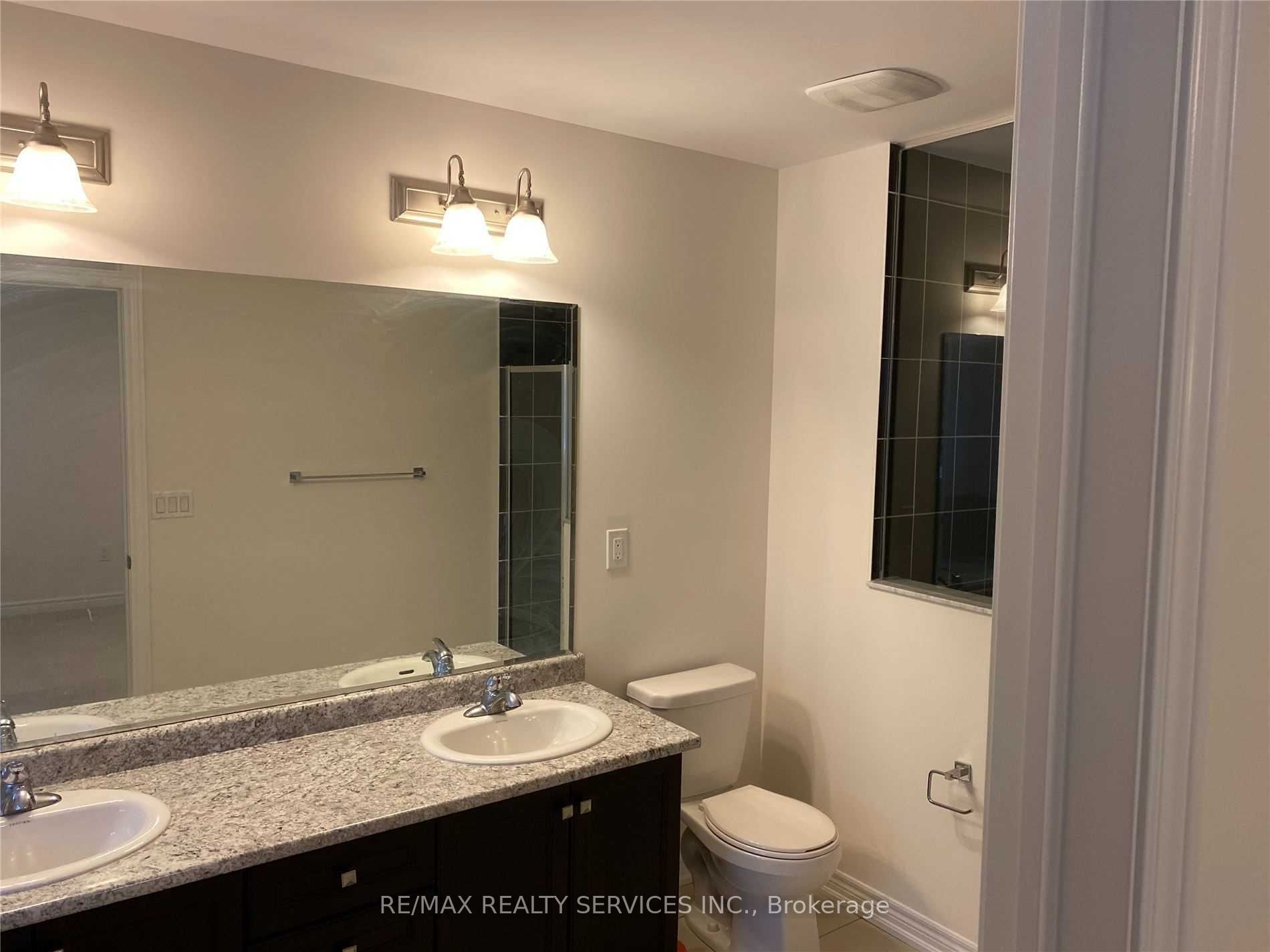 43 Hogan Manor Drive Property Photo 14