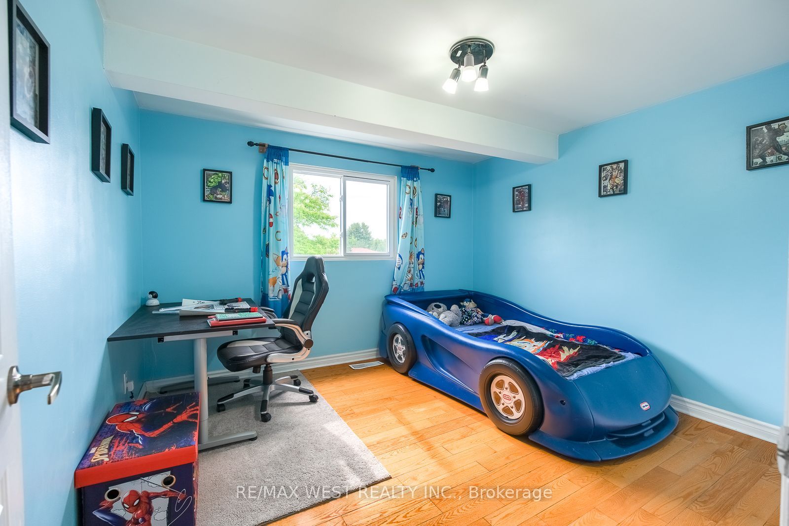 347 Karen Park Crescent Property Photo 25