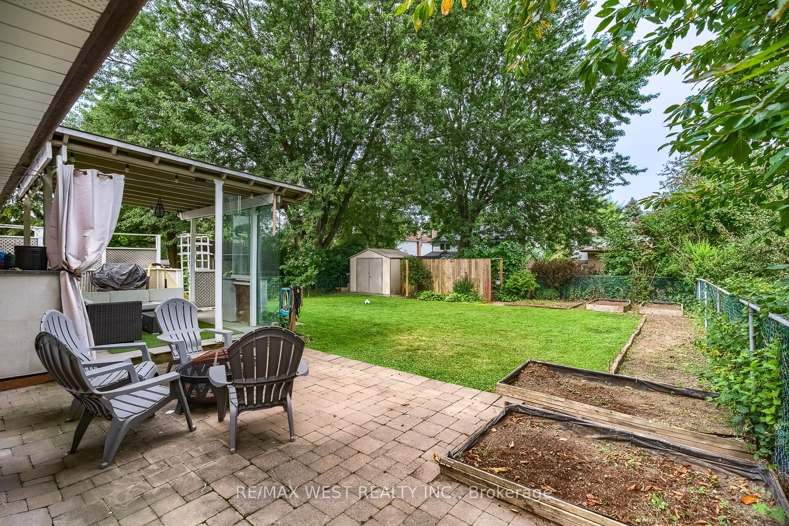 347 Karen Park Crescent Property Photo 37