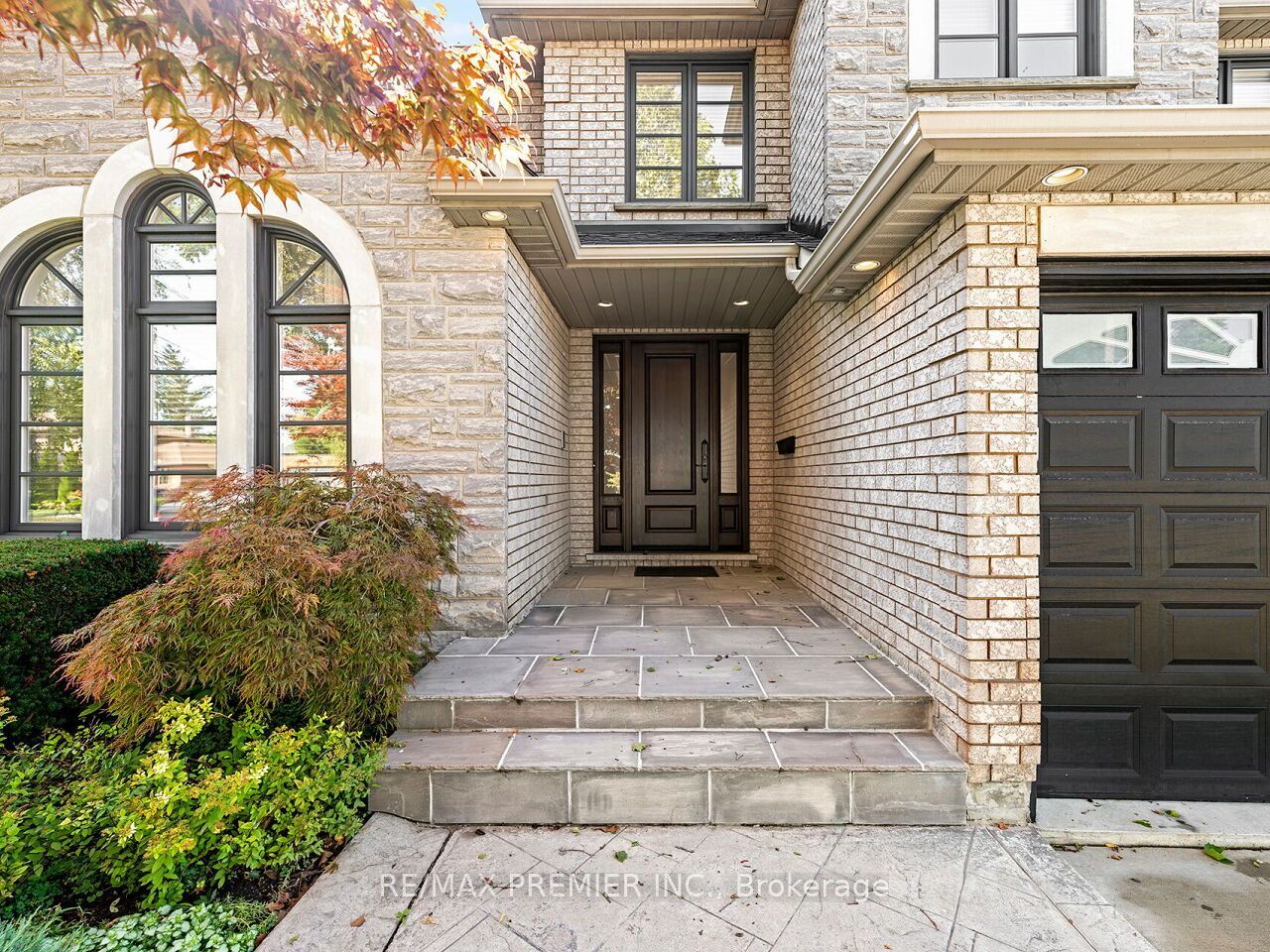 27 Gaydon Avenue Property Photo 2