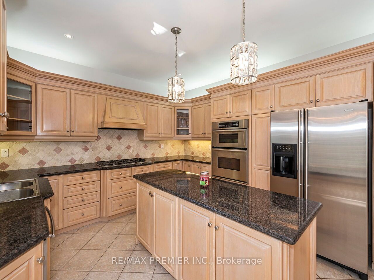 27 Gaydon Avenue Property Photo 7