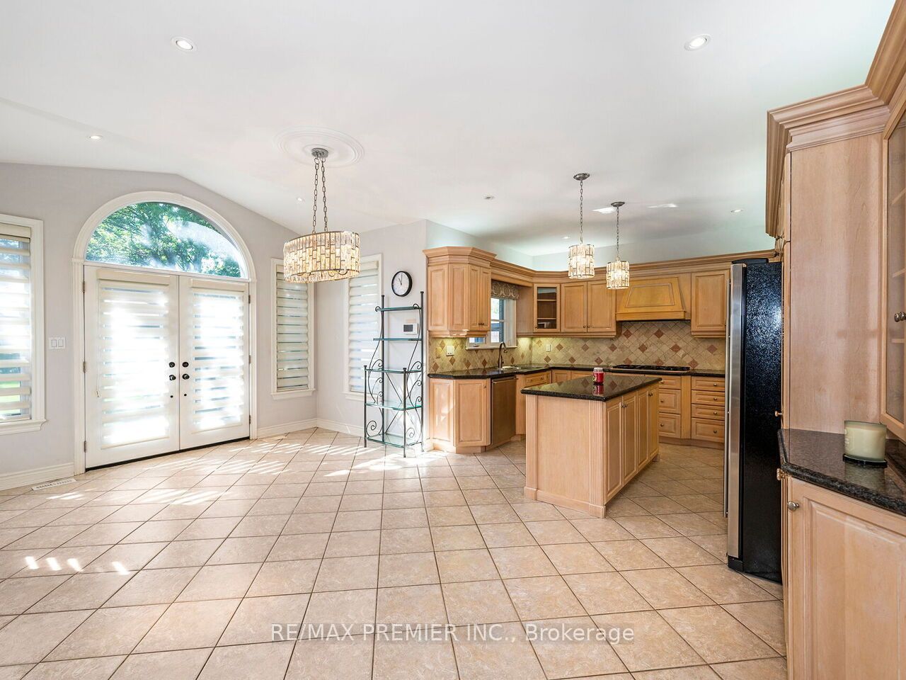 27 Gaydon Avenue Property Photo 10