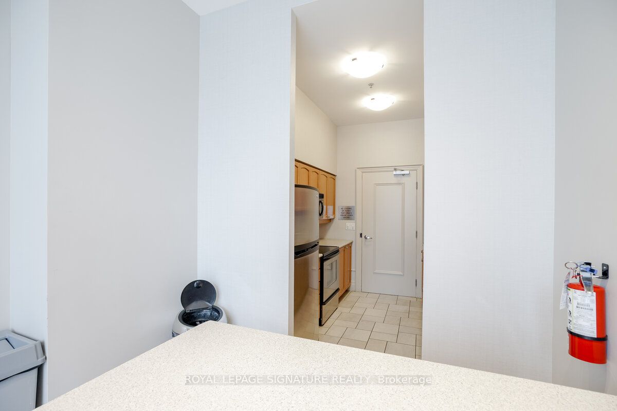 38 Fontenay Court 1410 Property Photo 34