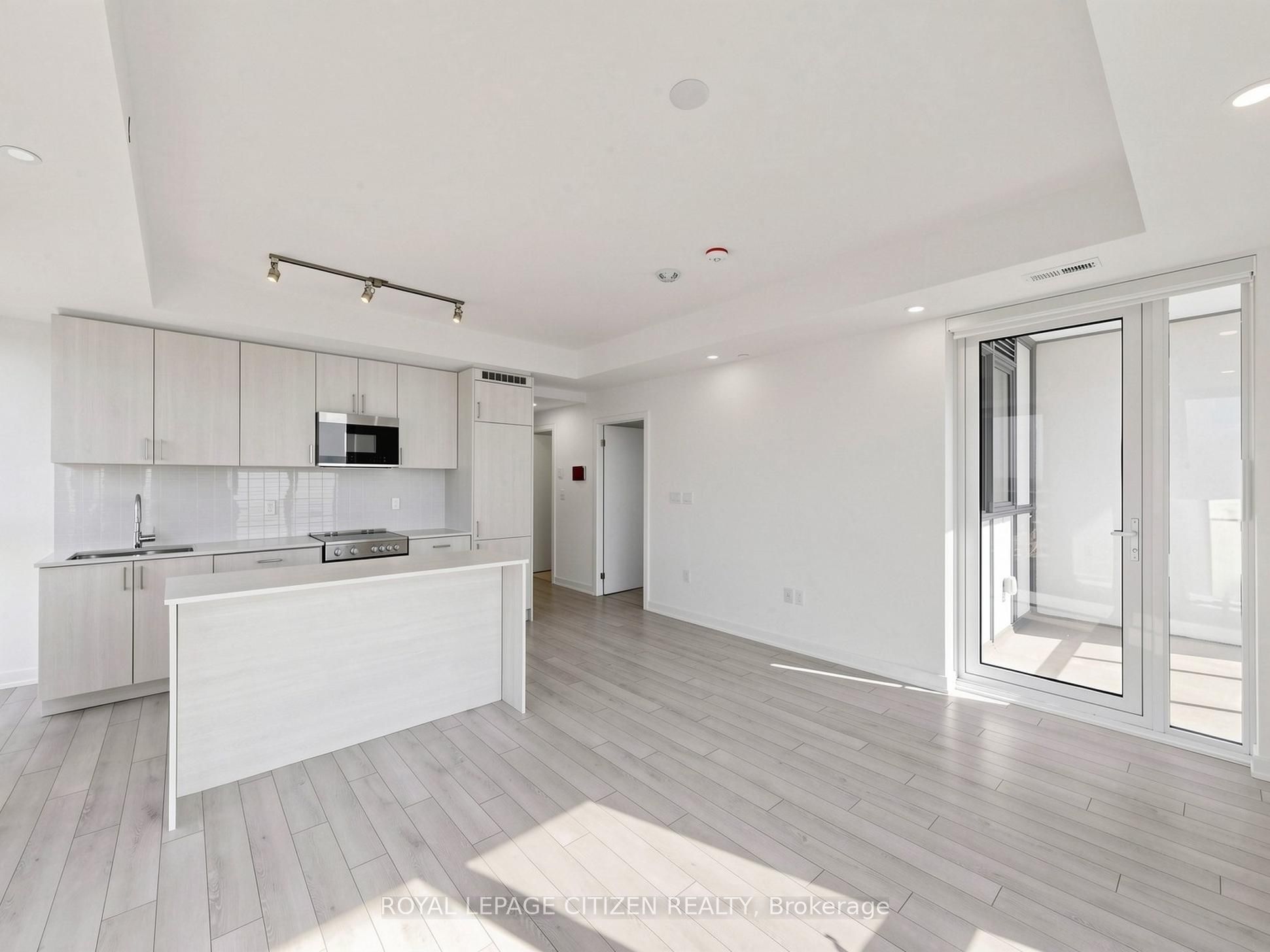 1005 Dundas Street 814 Property Photo 10
