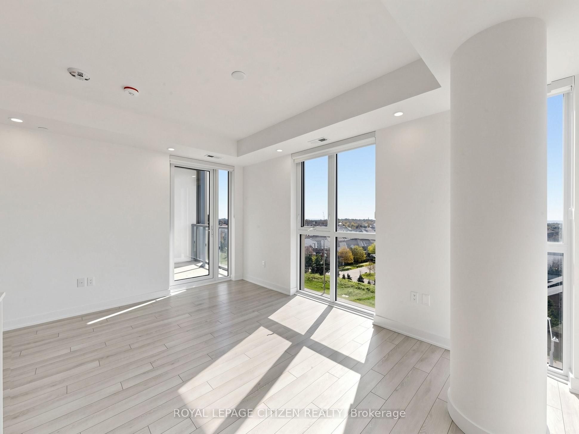1005 Dundas Street 814 Property Photo 12