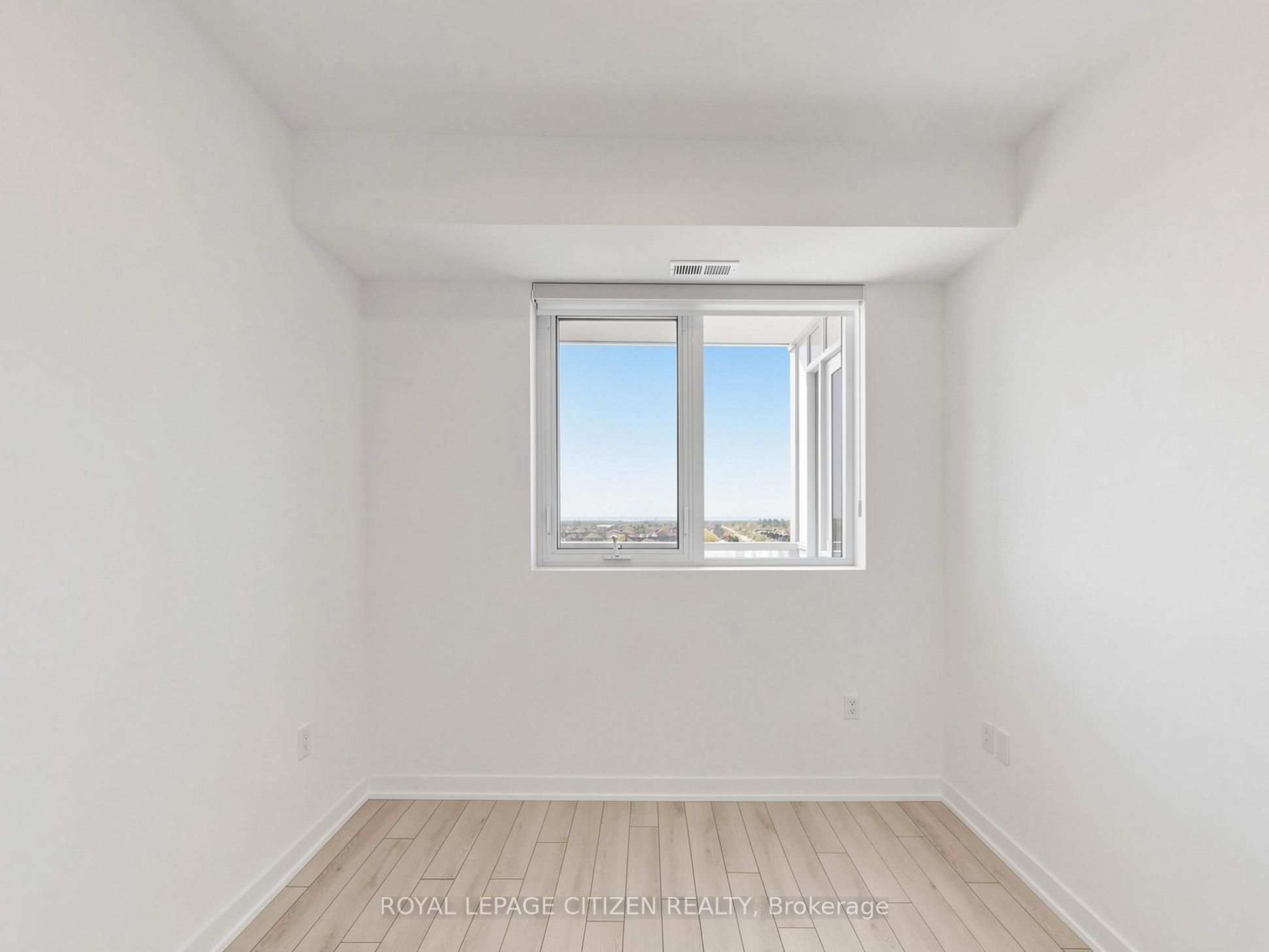 1005 Dundas Street 814 Property Photo 22