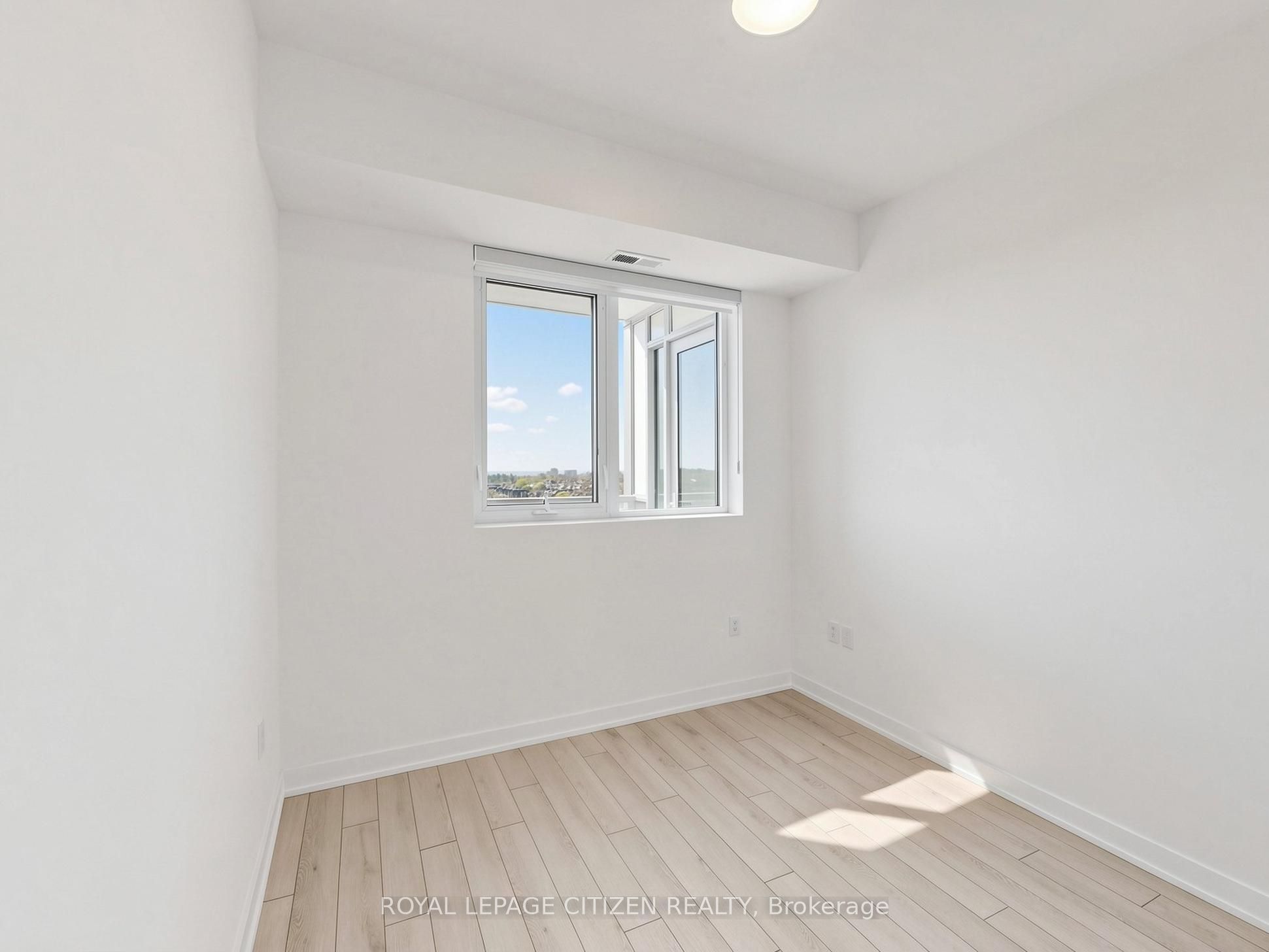 1005 Dundas Street 814 Property Photo 23