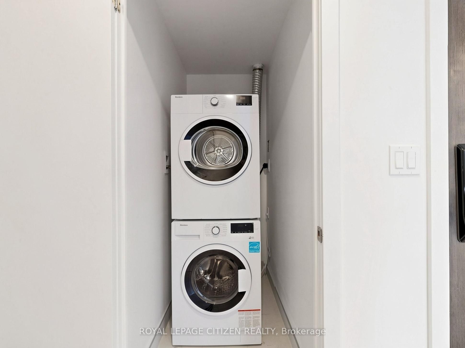 1005 Dundas Street 814 Property Photo 27