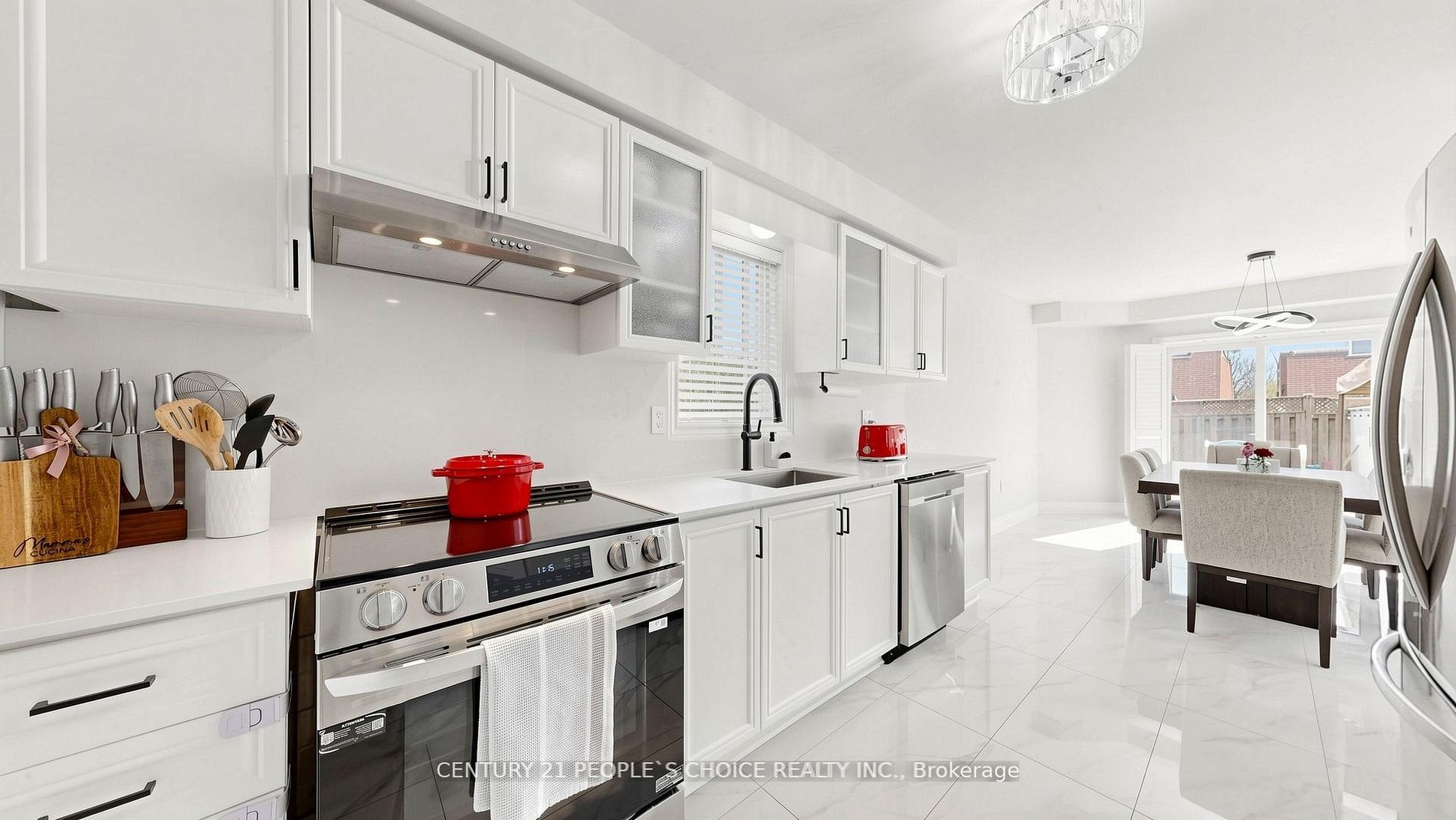 3 Manorwood Court Property Photo 13