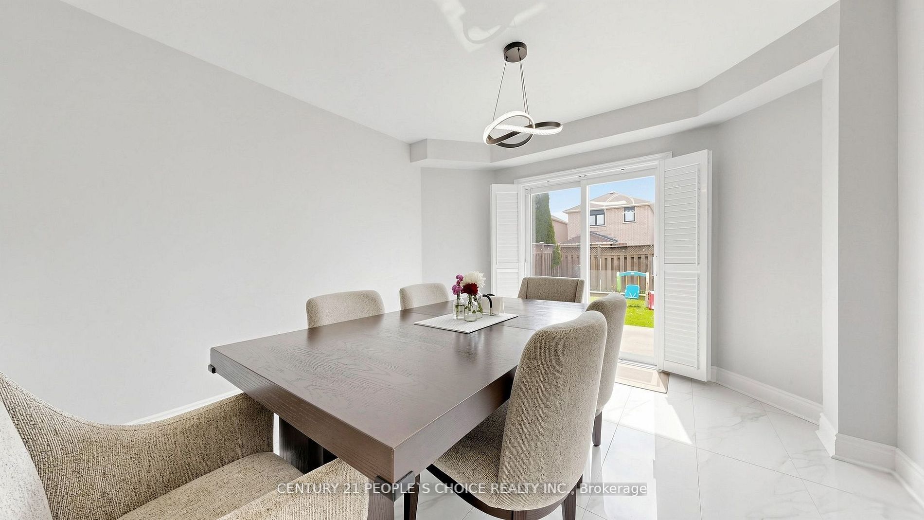 3 Manorwood Court Property Photo 16