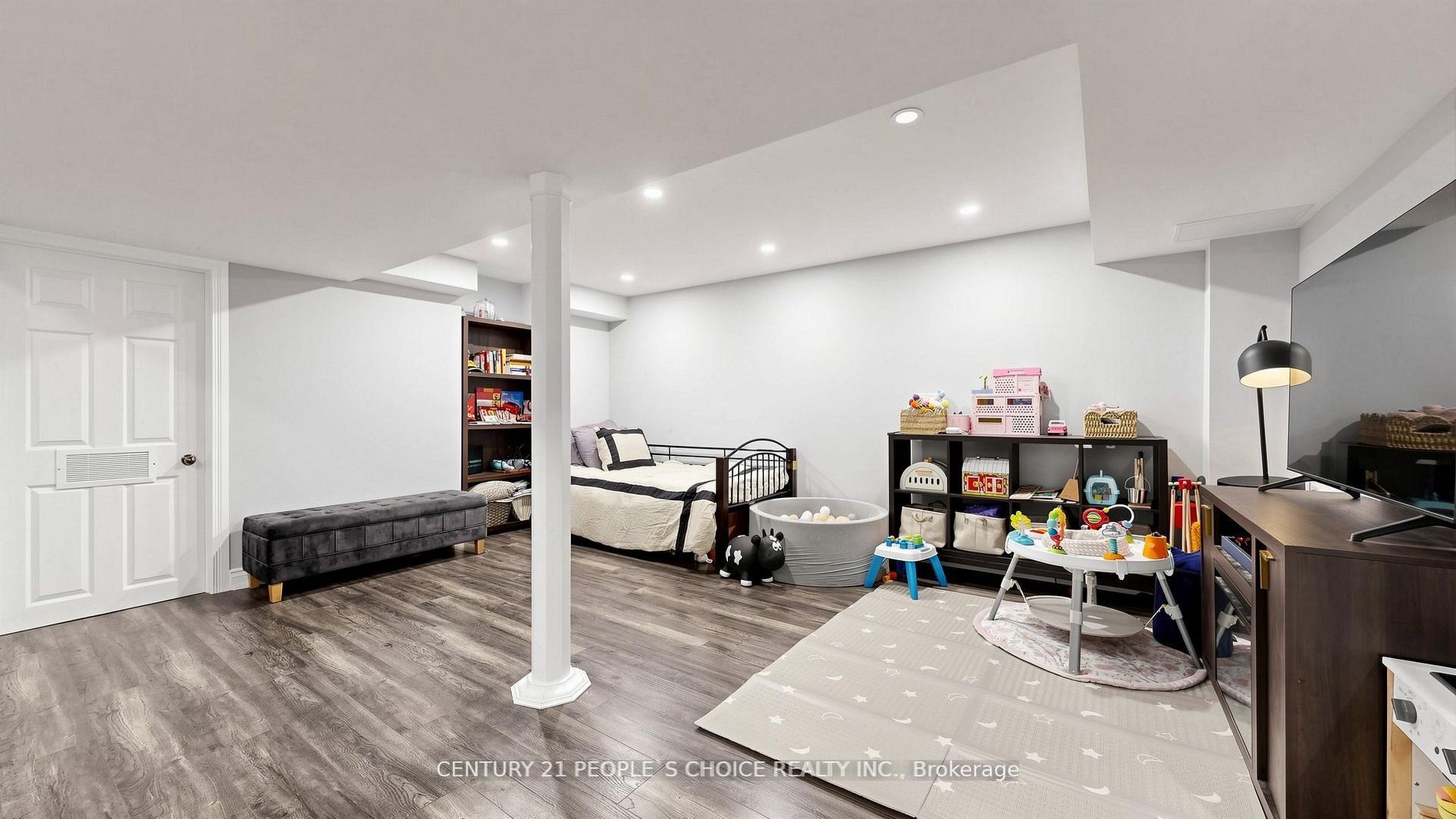 3 Manorwood Court Property Photo 37