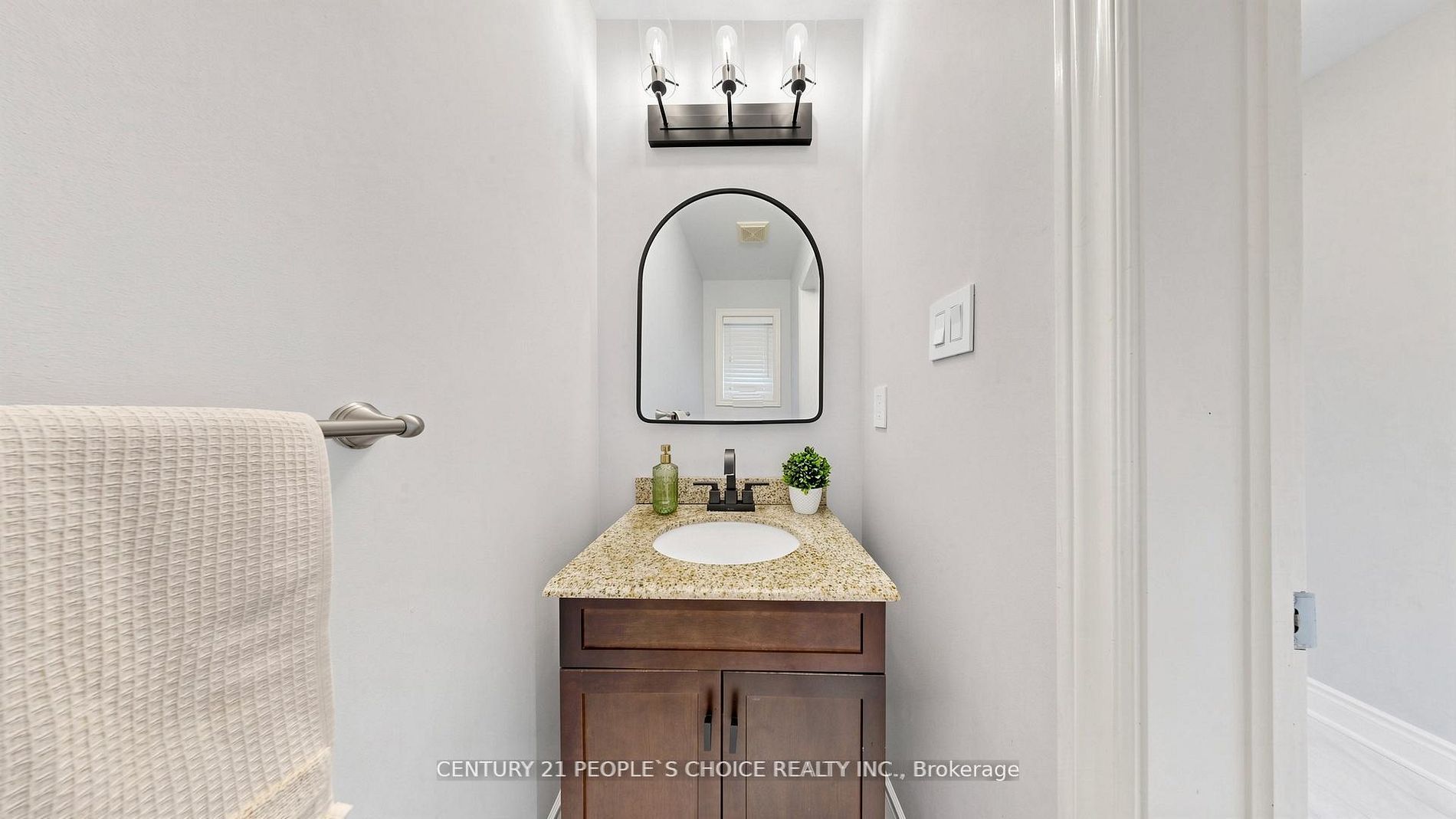 3 Manorwood Court Property Photo 40