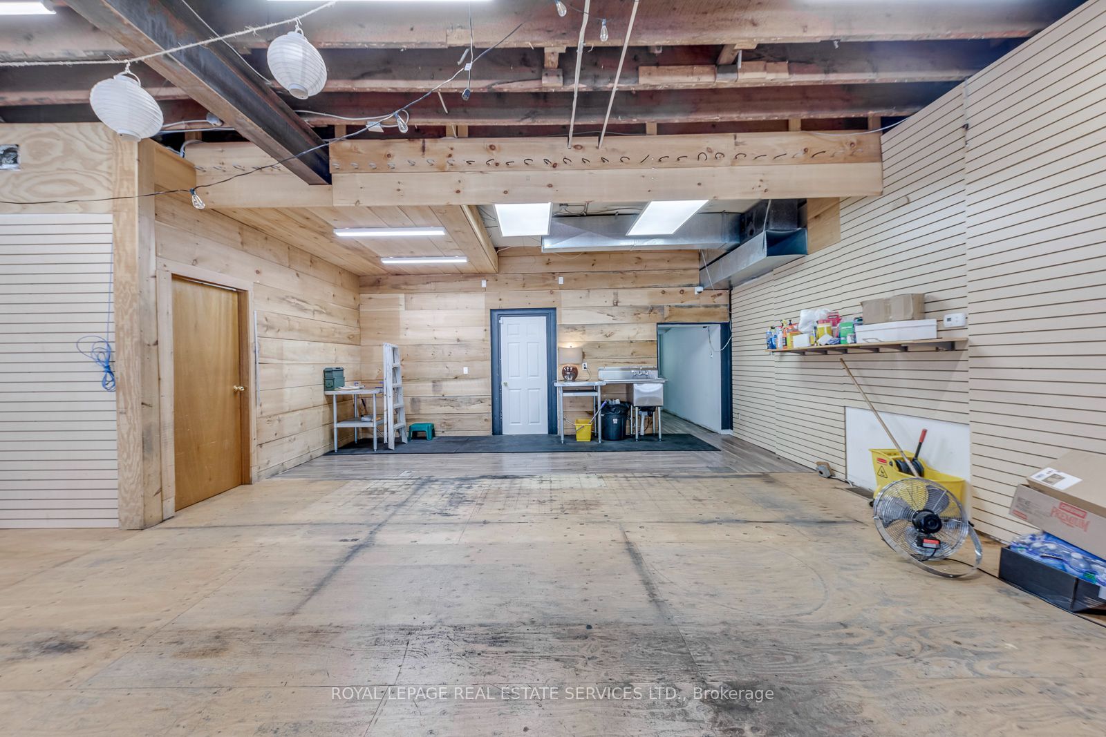 3267 Lake Shore Boulevard W Property Photo 18