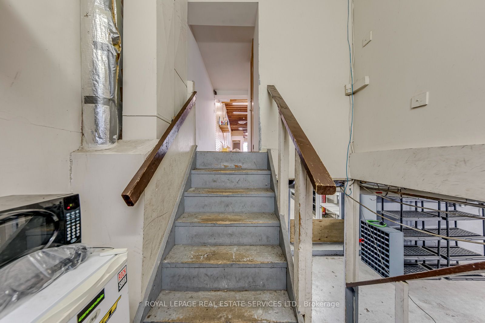 3267 Lake Shore Boulevard W Property Photo 27