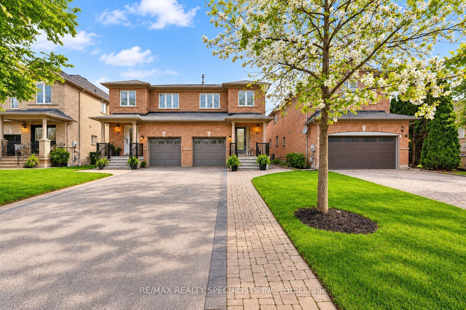 65 Ironhorse Crescent
