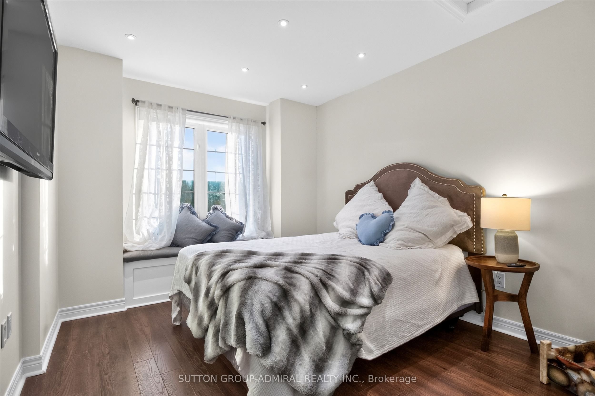 91 Ozner Court Property Photo 24
