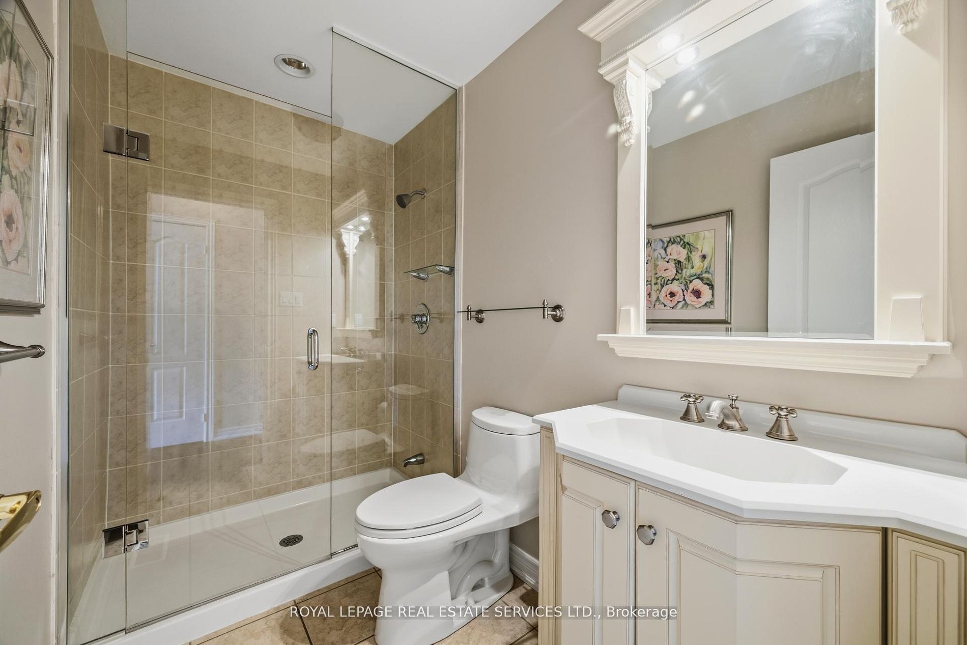 2130 Dickson Road 10 Property Photo 16