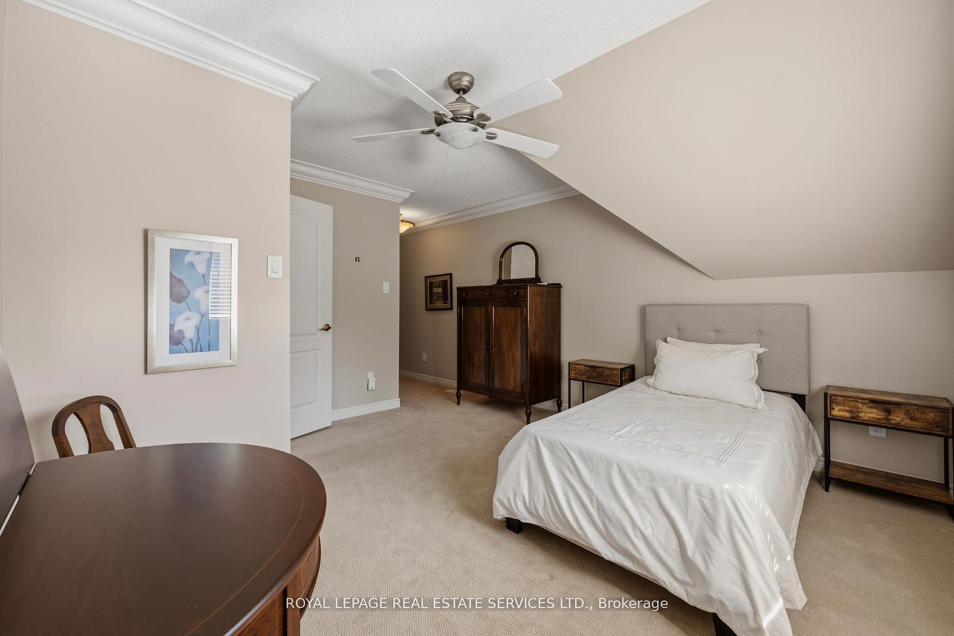 2130 Dickson Road 10 Property Photo 29