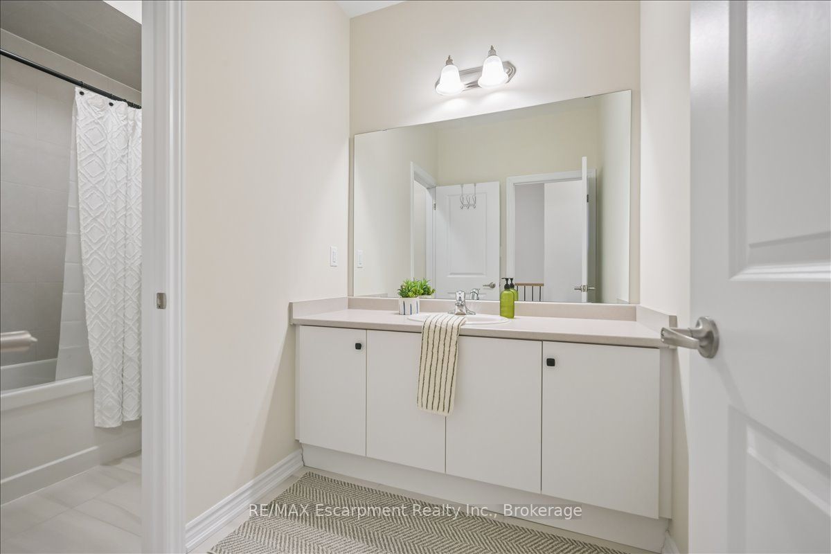 2092 Ellerston Common Property Photo 34
