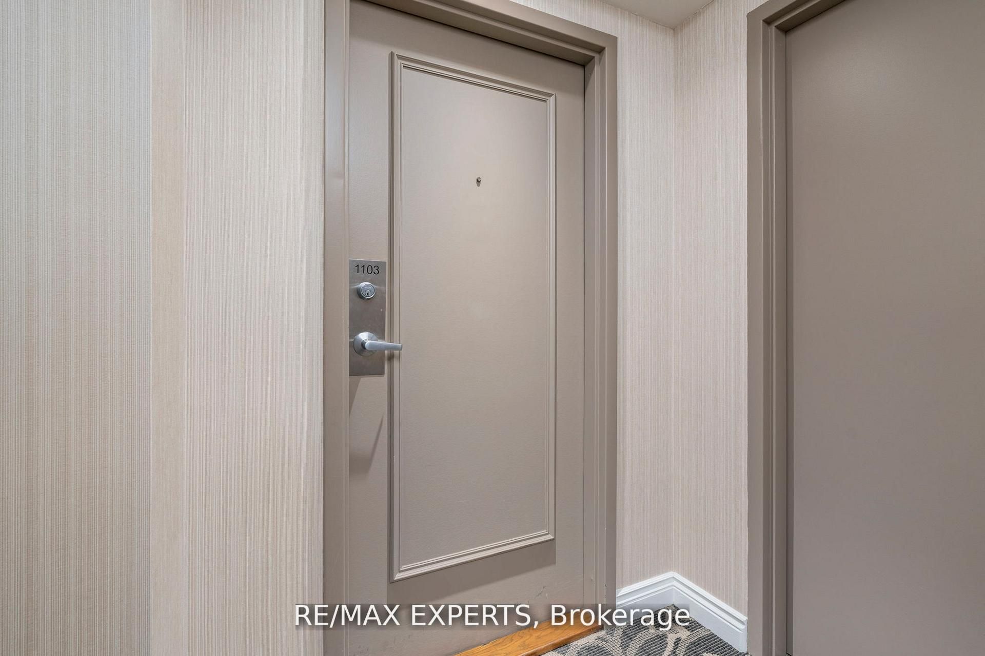 40 Richview Road 1103 Property Photo 7