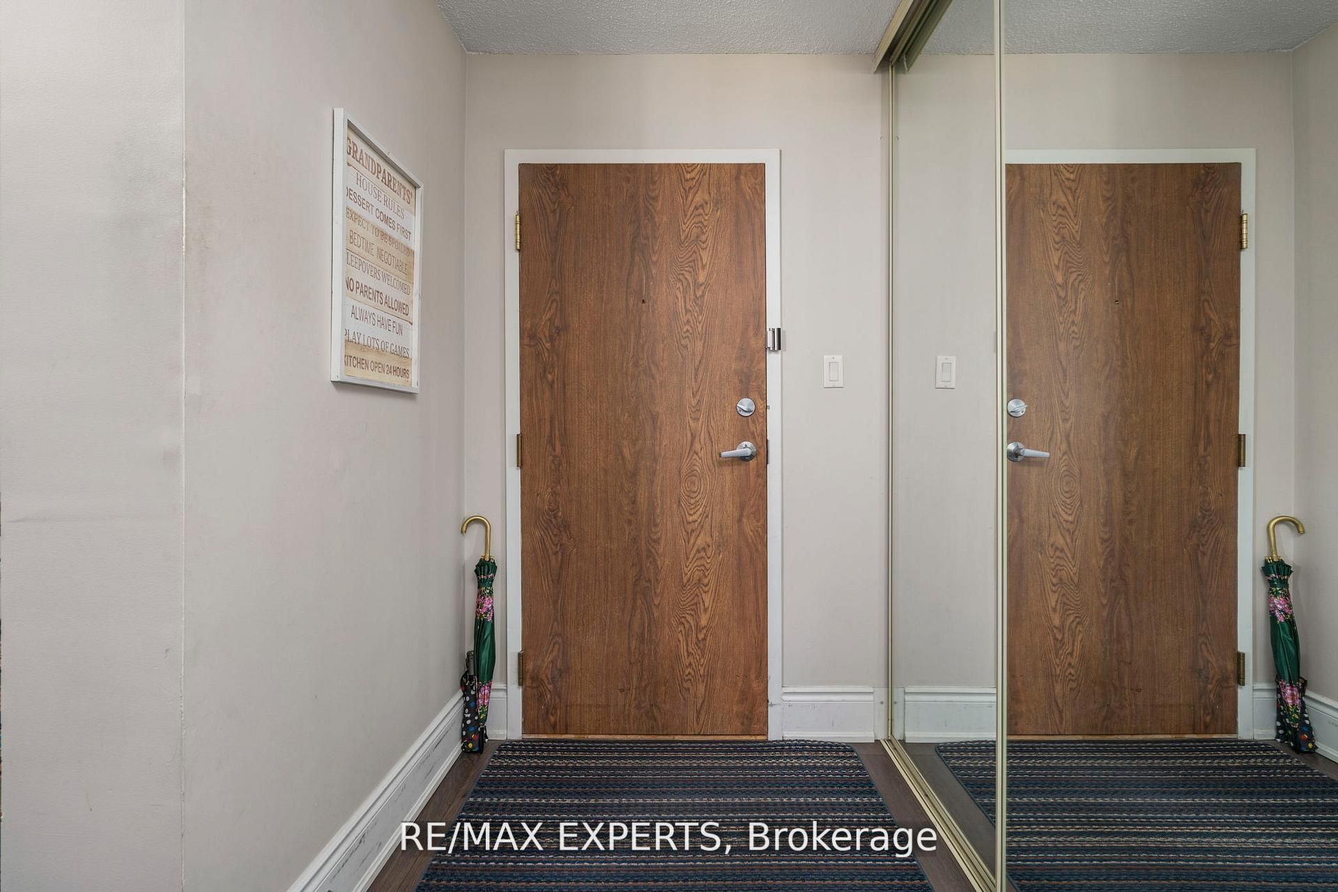 40 Richview Road 1103 Property Photo 8