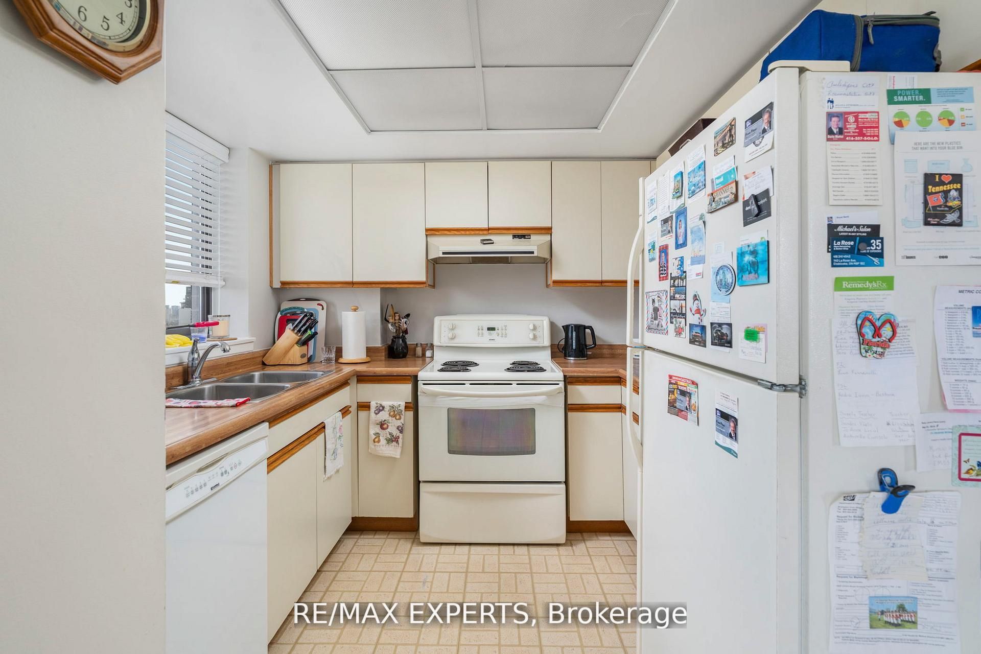 40 Richview Road 1103 Property Photo 16