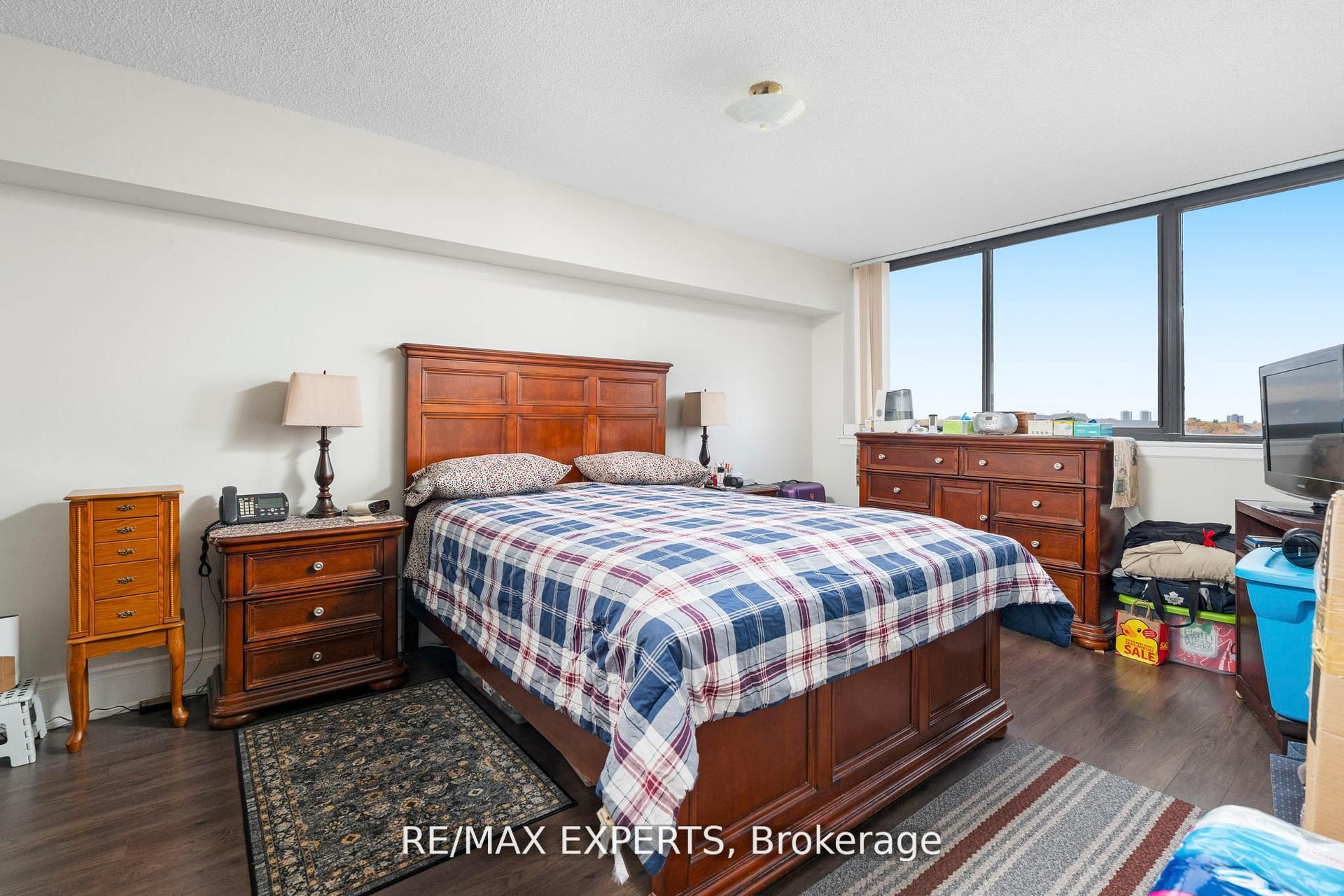40 Richview Road 1103 Property Photo 26