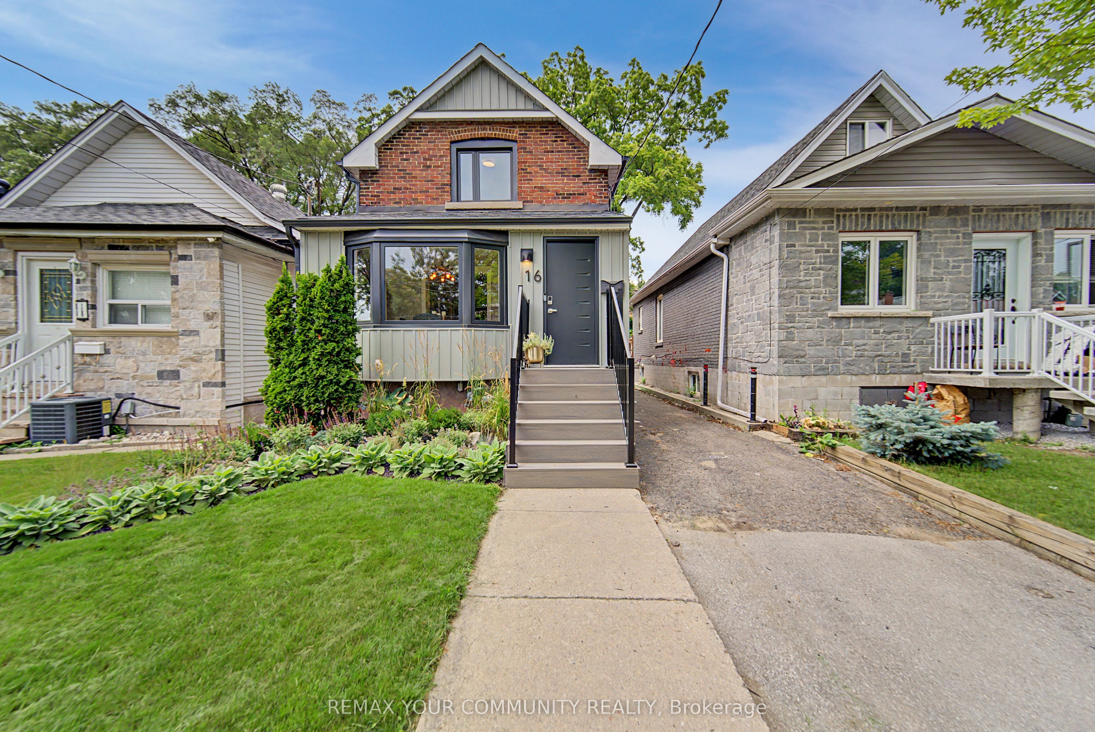 16 Cordella Avenue