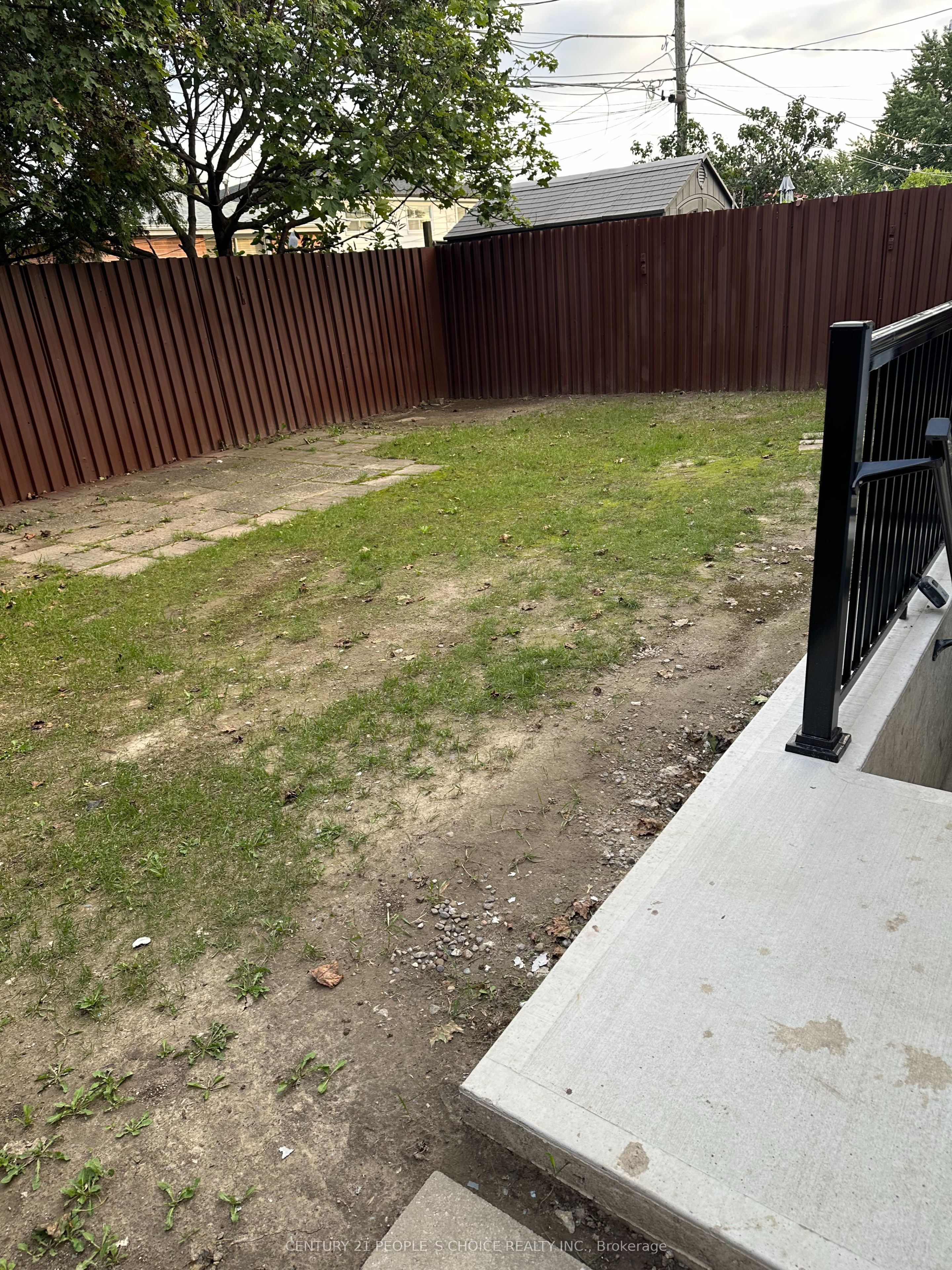 72 Cathcart Crescent Lower Property Photo 7