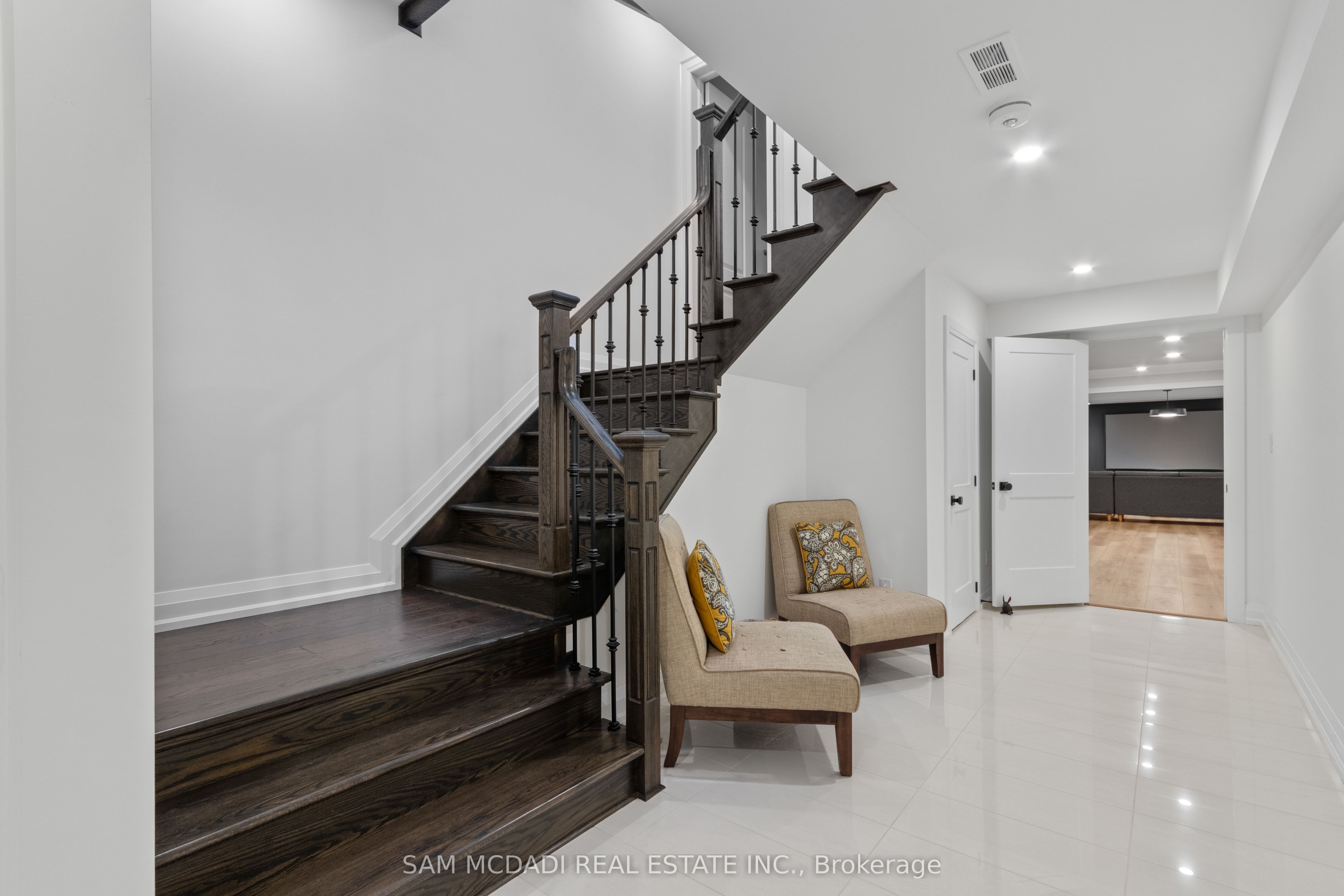 46 Foxtail Court Property Photo 36