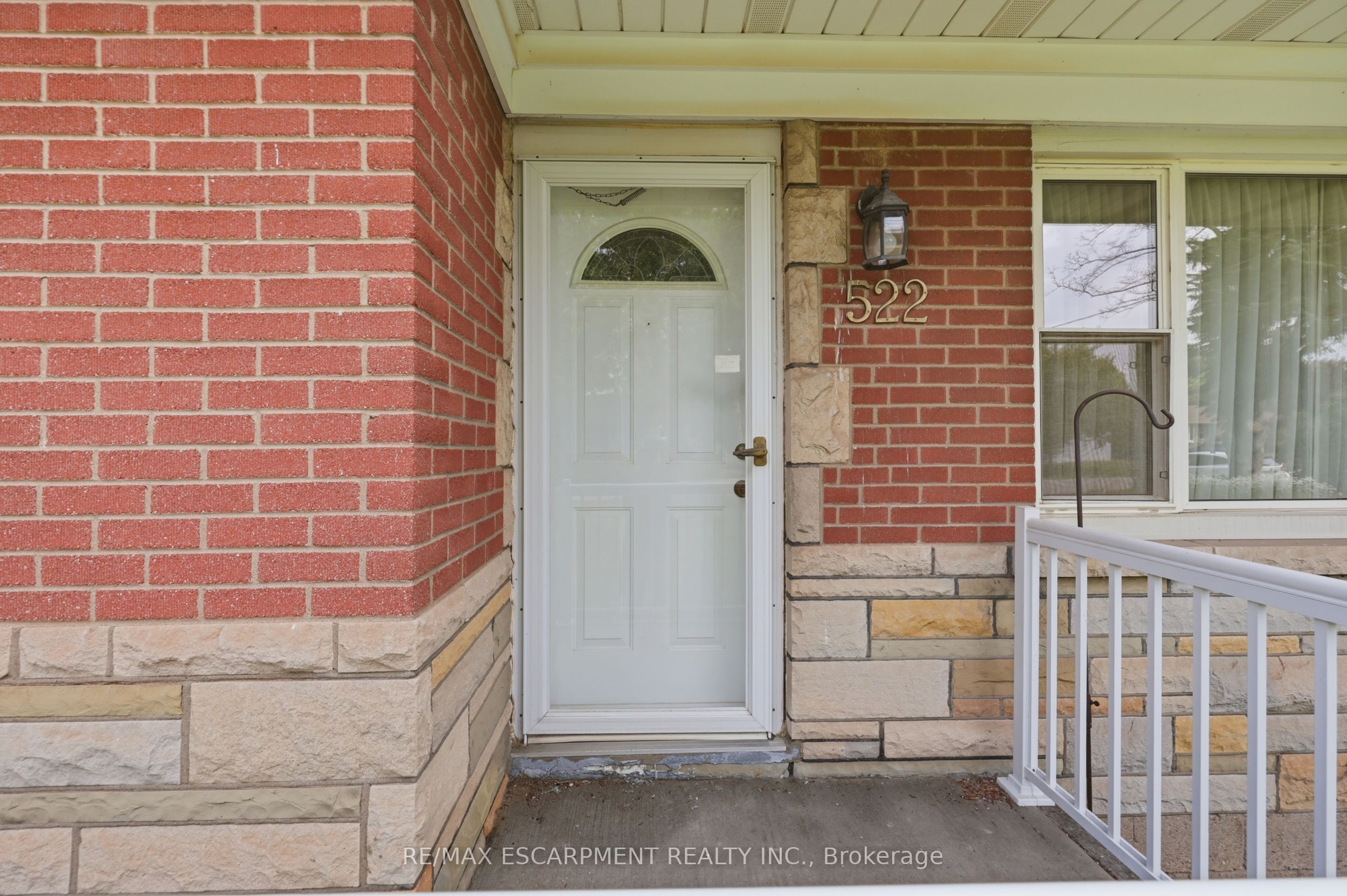 522 Enfield Road Property Photo 7