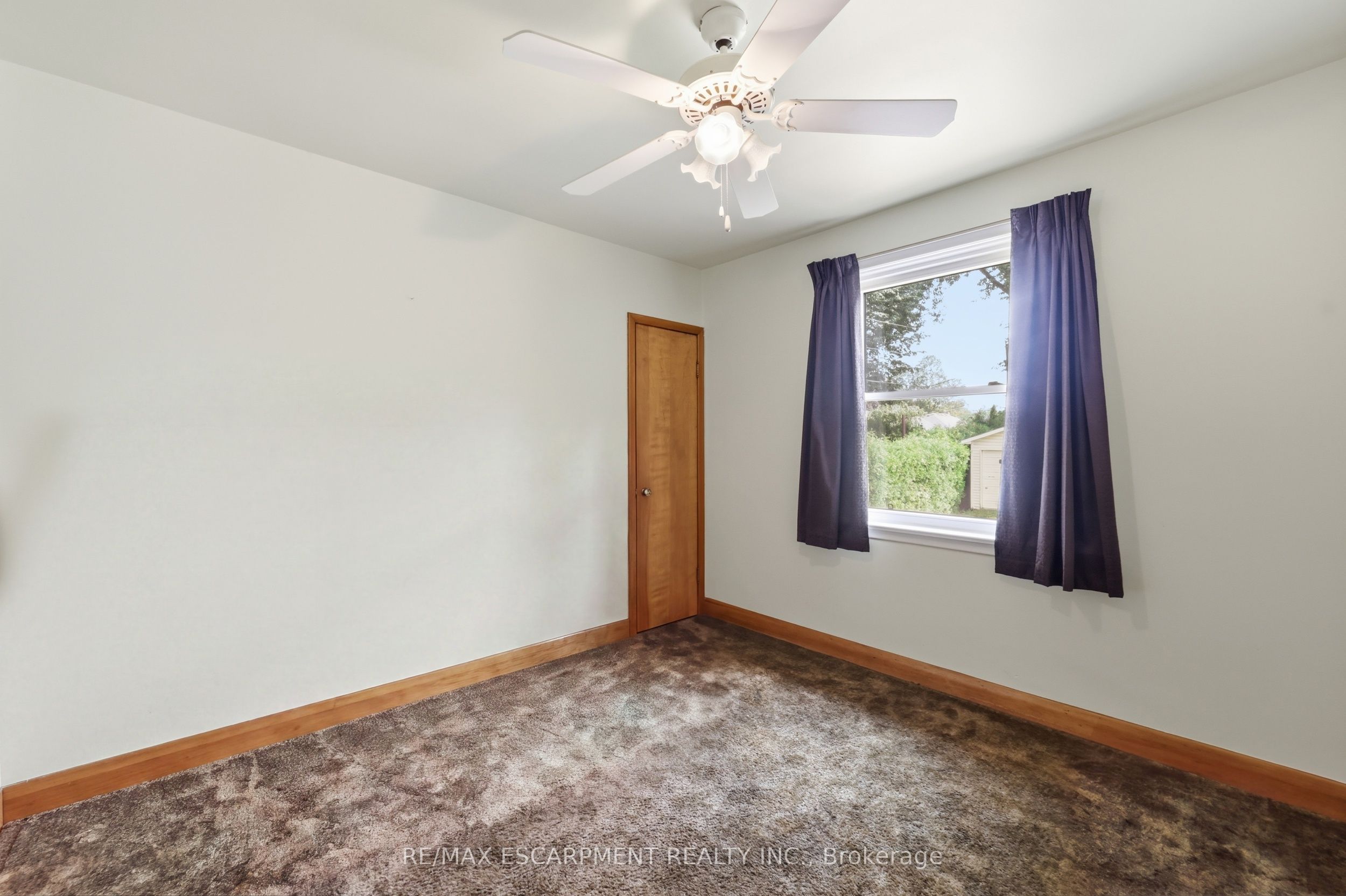 522 Enfield Road Property Photo 15