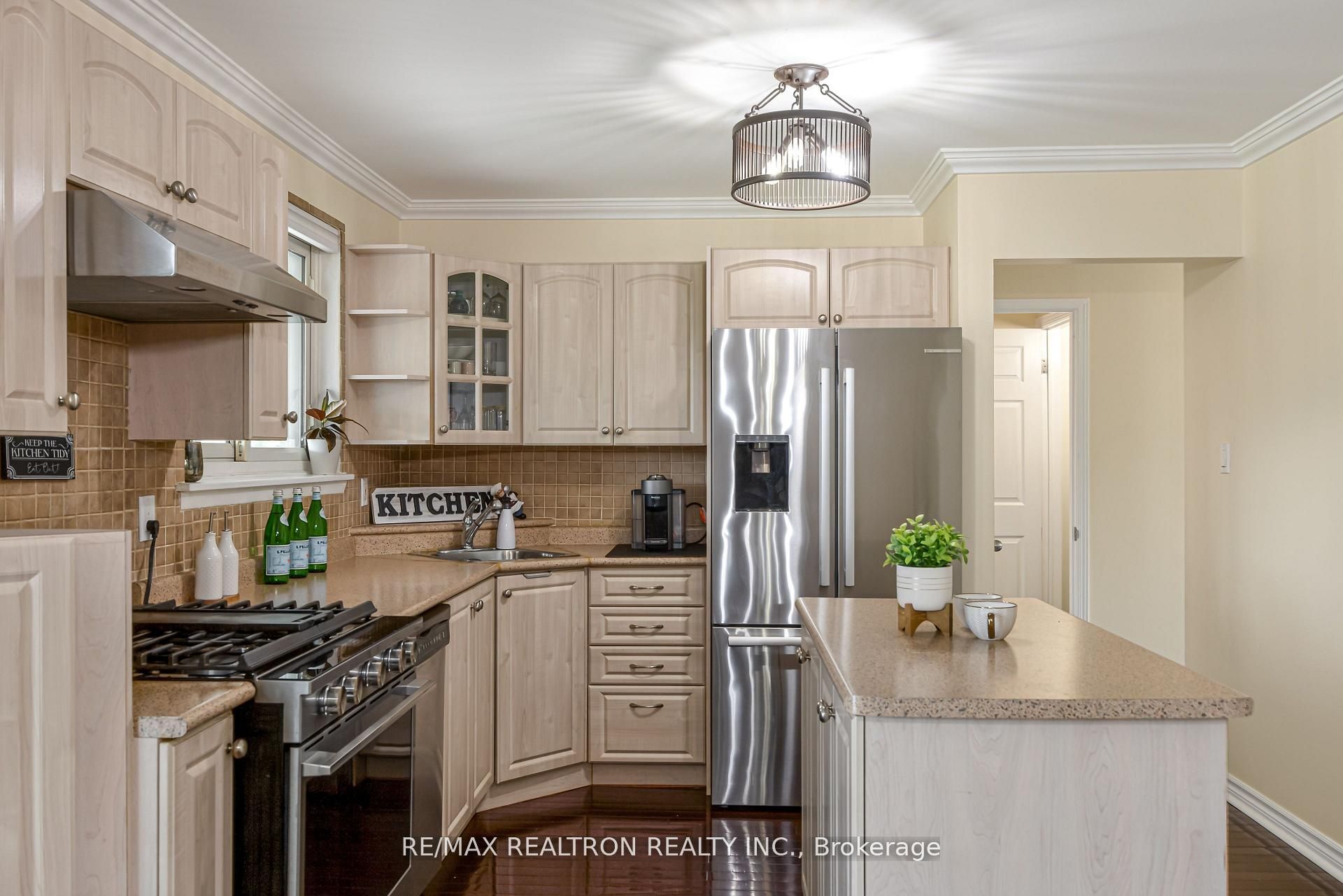 39 Deloraine Drive Property Photo 6