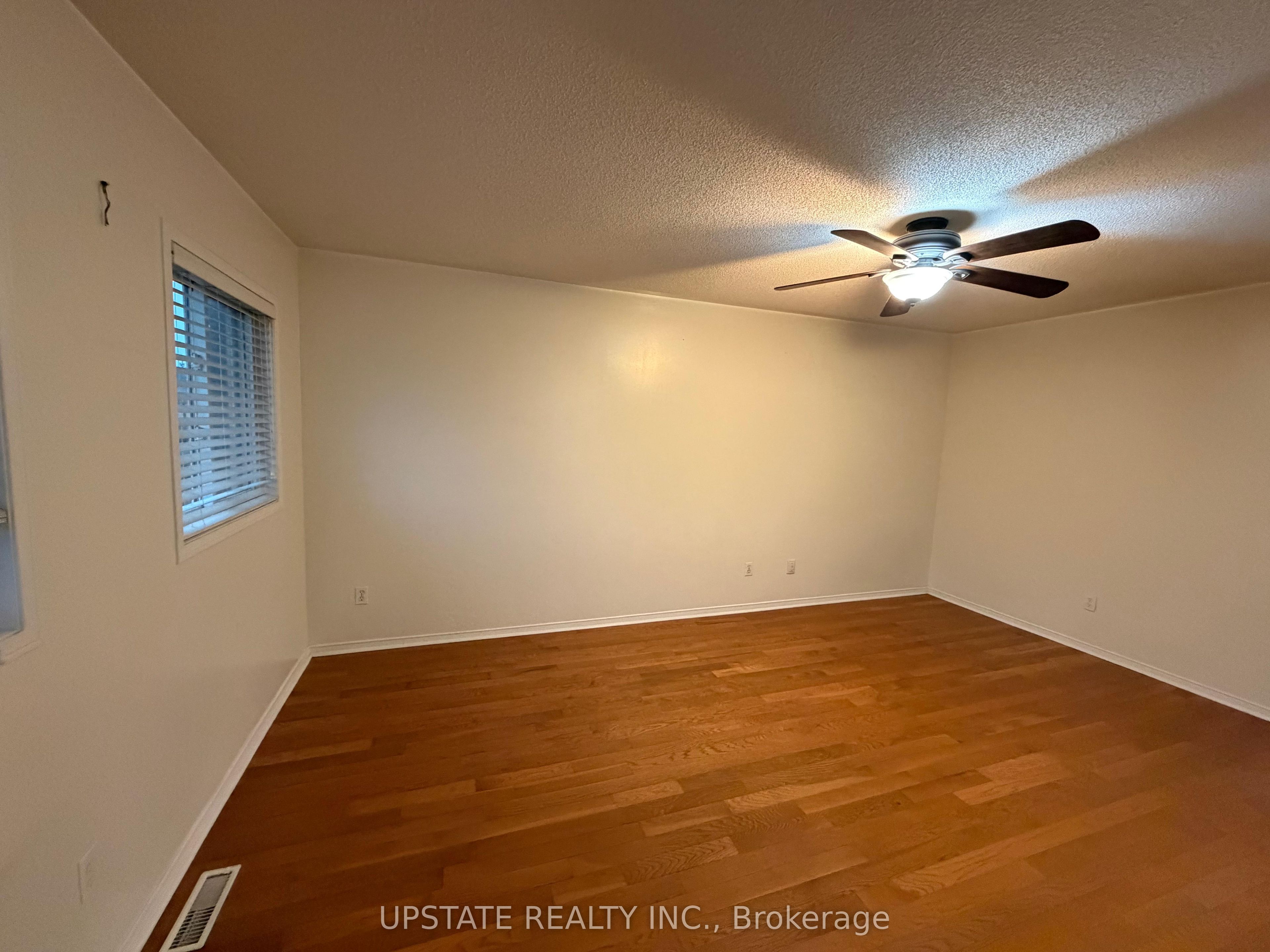 56 Luella Crescent Property Photo 13
