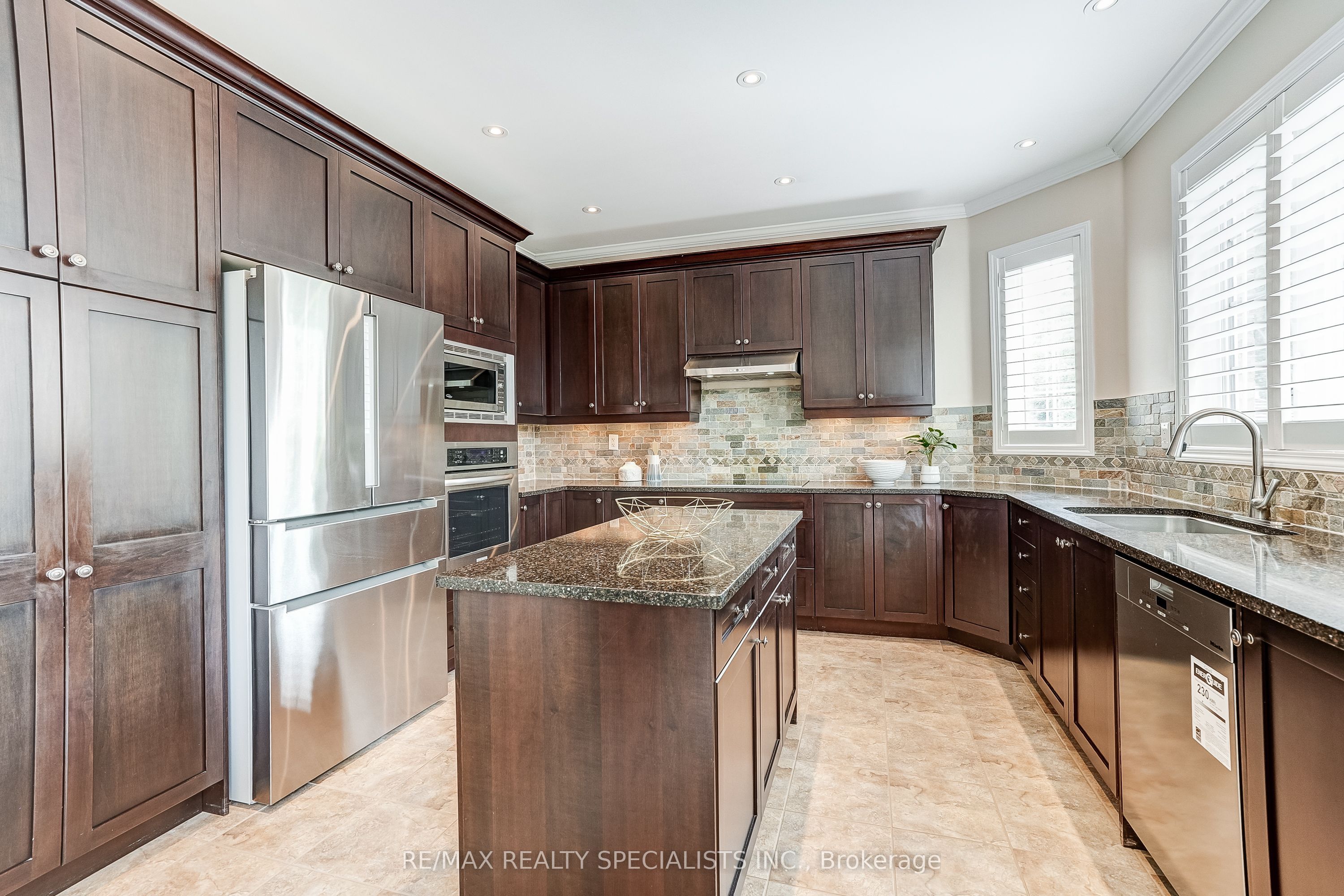 496 Cusick Circle Property Photo 17