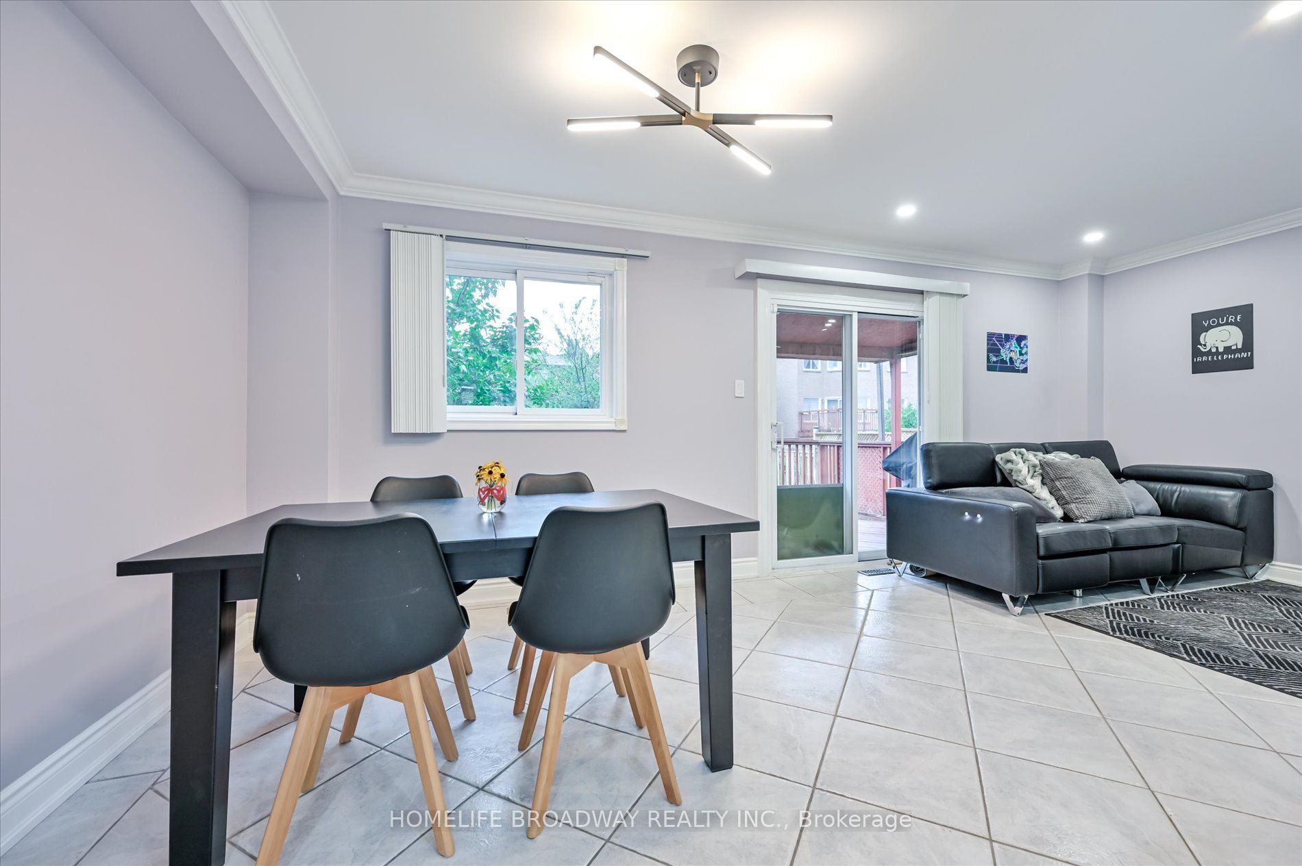 5532 Bourget Drive Property Photo 10