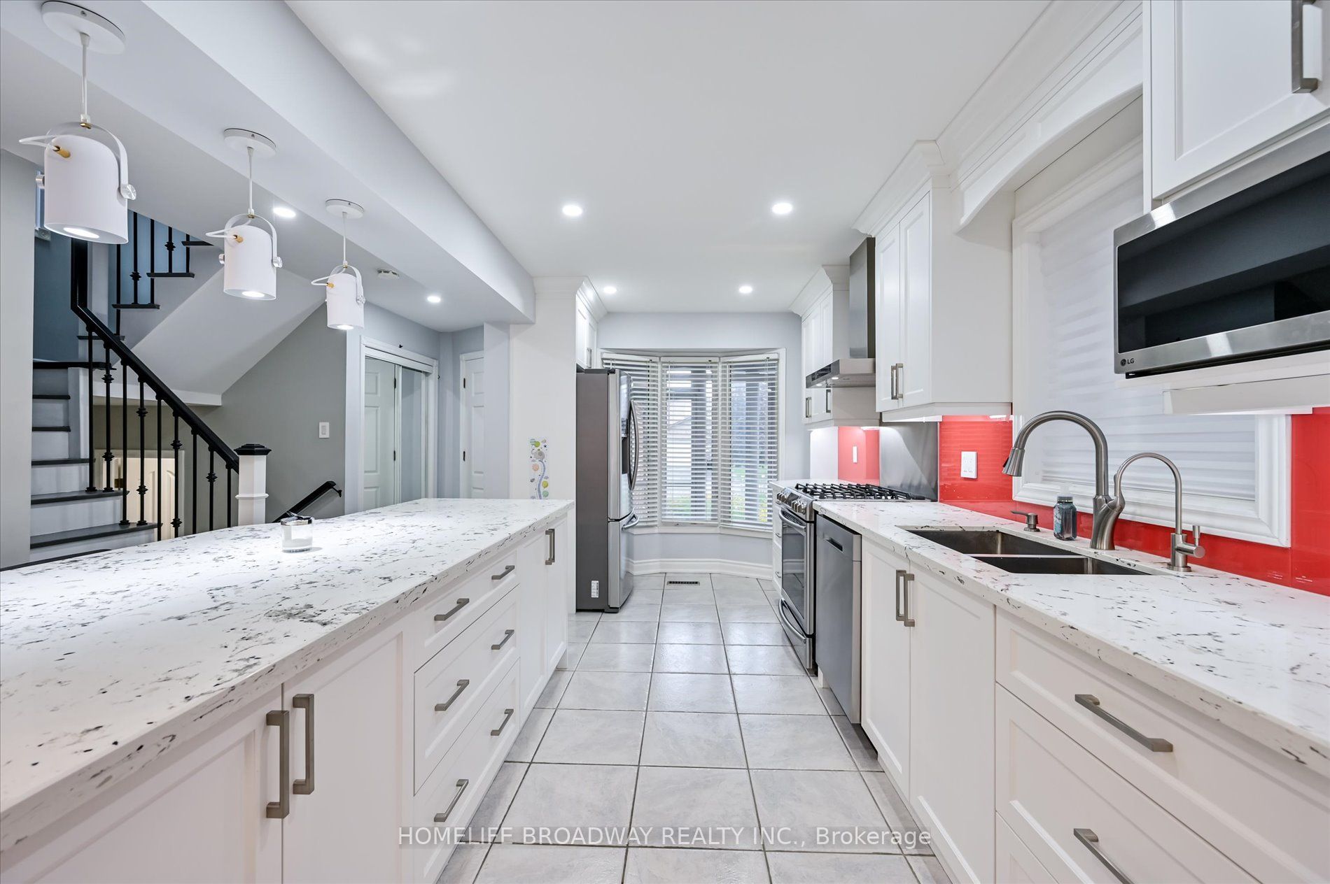 5532 Bourget Drive Property Photo 13